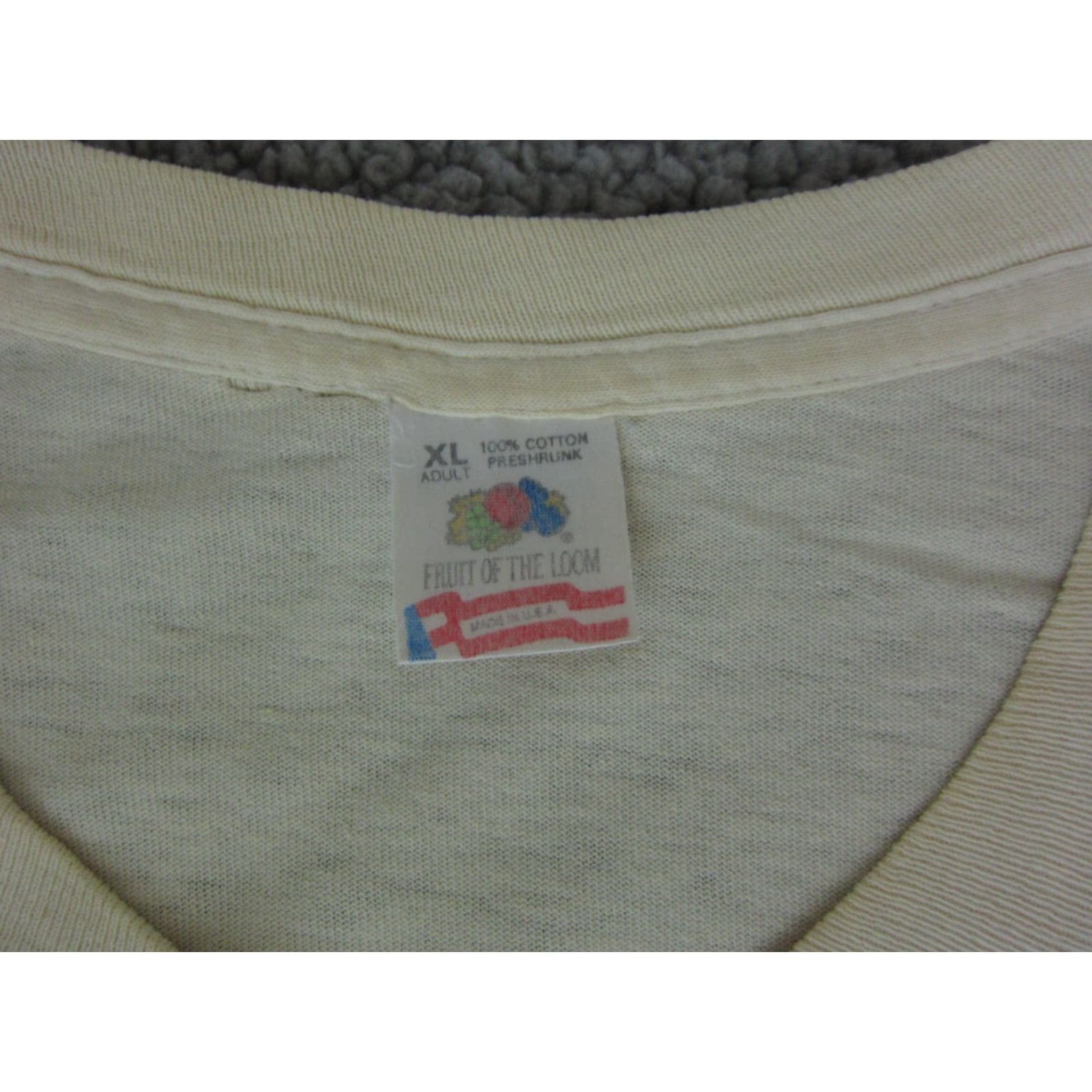 Fruit Of The Loom VINTAGE Fruit of the Loom Shirt Mens XL White Life Fitness Made USA T-Shirt 80s 90s Classic School Crew Neck Short Sleeve Jersey Solid Size US XL / EU 56 / 4 - 6 Thumbnail