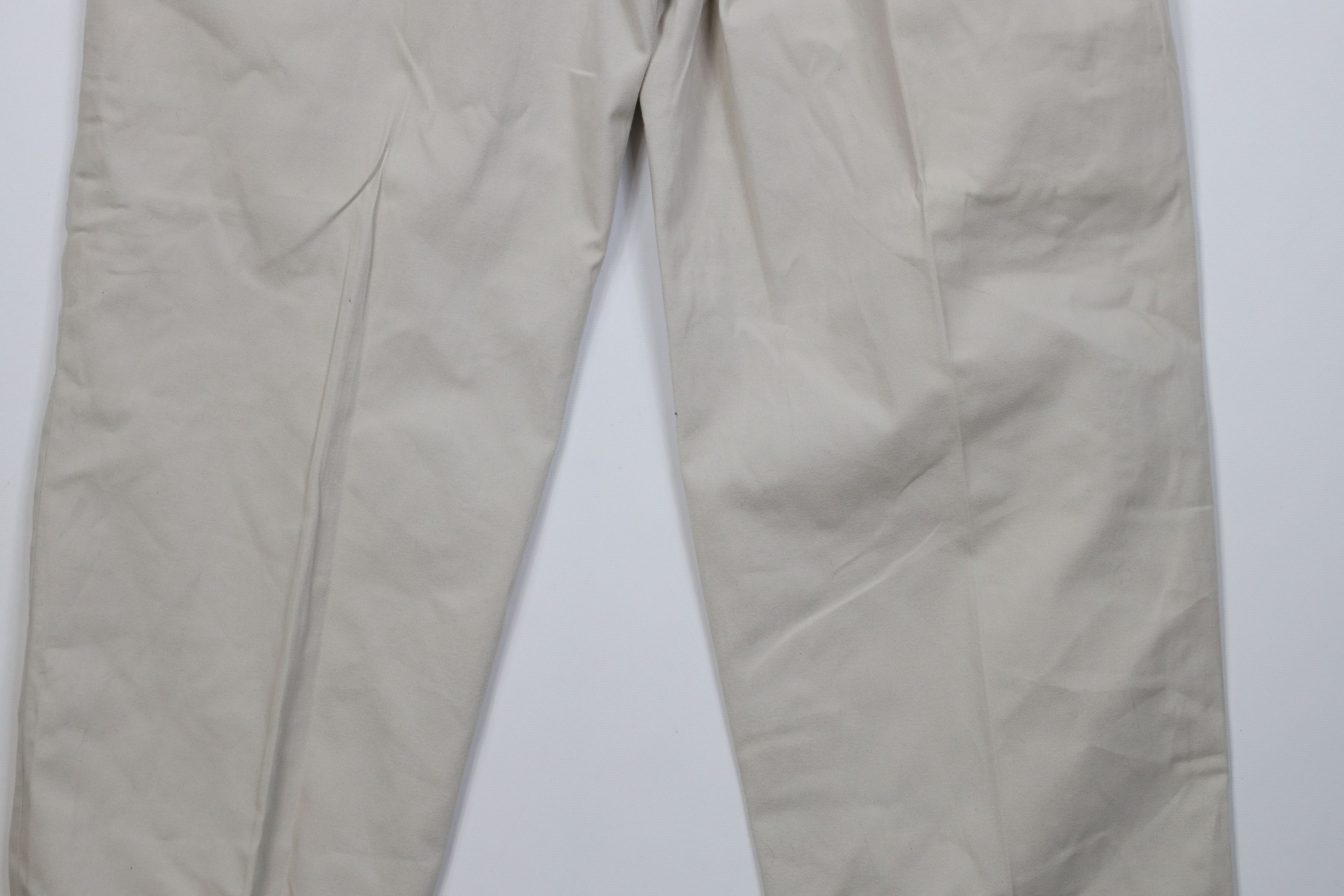 Eddie Bauer Vintage 90s Eddie Bauer Pleated Straight Leg Chino Pants USA Size US 34 / EU 50 - 13 Thumbnail