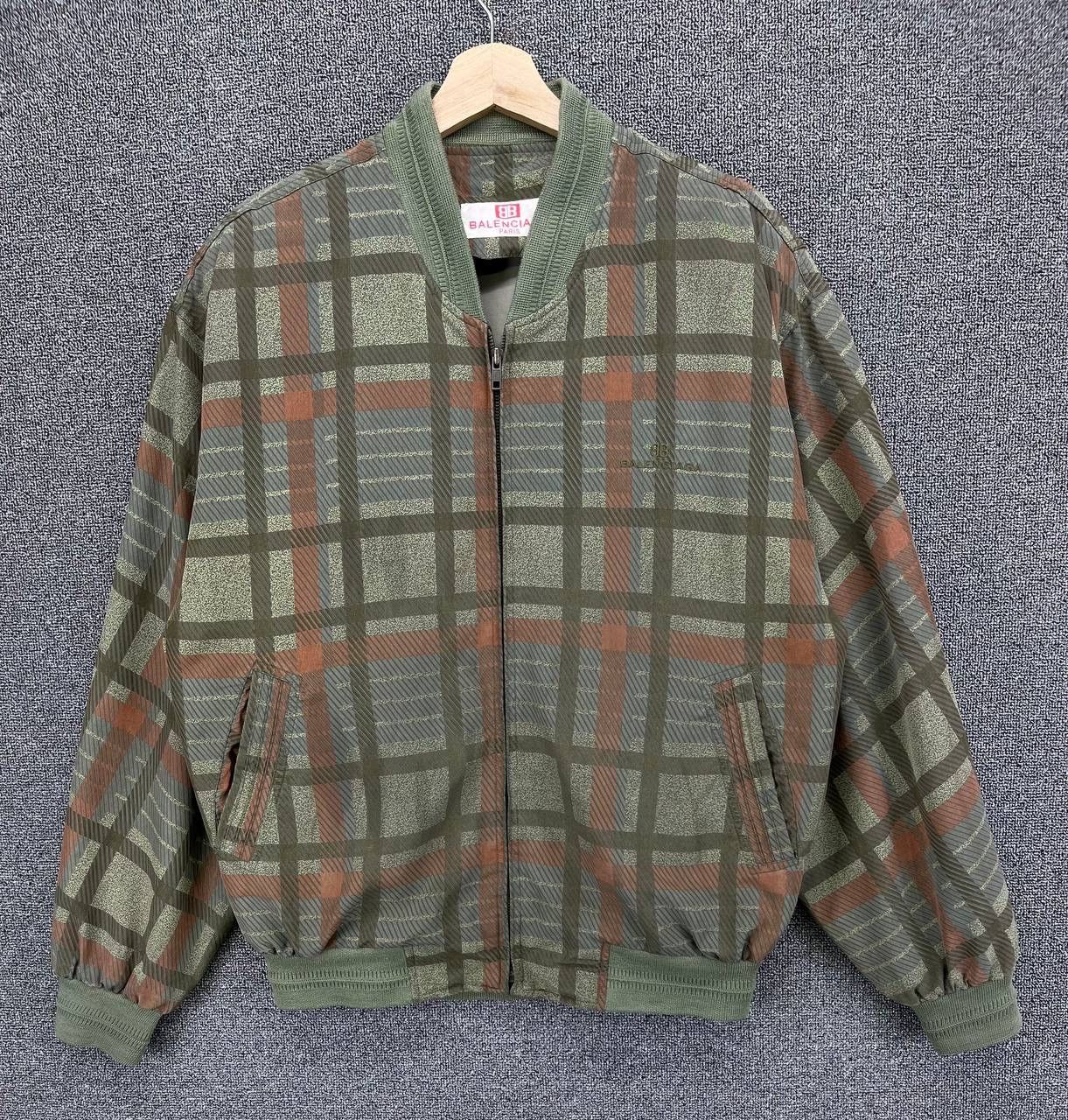 Balenciaga Vintage 90s Balenciaga Paris Checkered Shadow Plaids Jacket Size US L / EU 52-54 / 3 - 1 Thumbnail