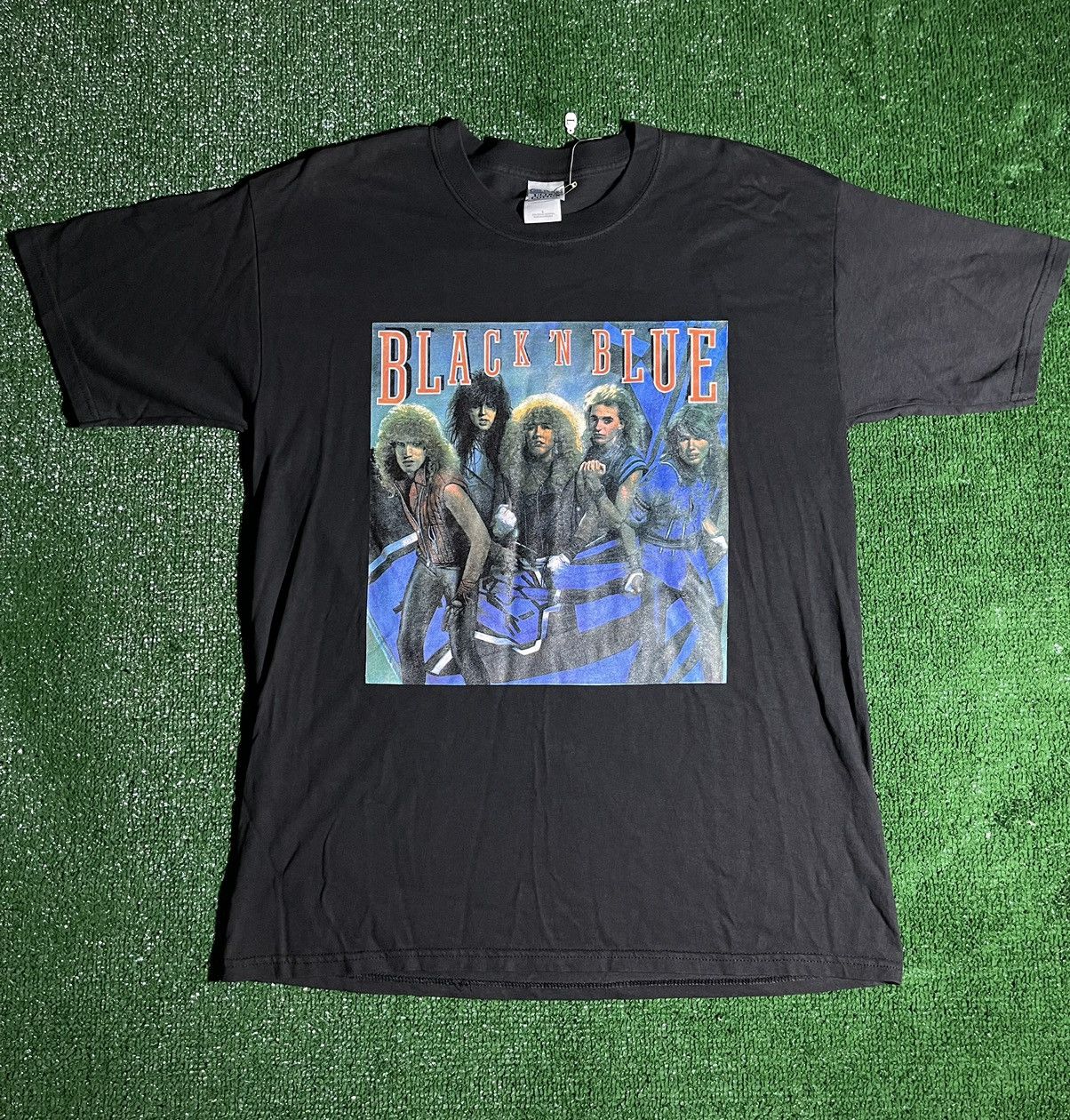 Band Tees Black and Blue Band T-shirt 84’- 88’ Size US L / EU 52-54 / 3 - 1 Thumbnail