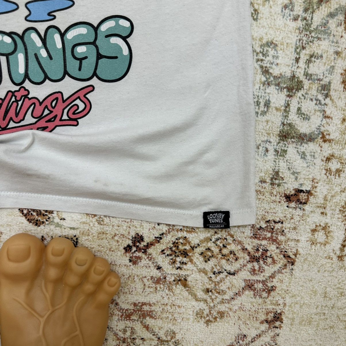 Cartoon Network × Designer Vintage Adult Looney Tunes Greetings Earthlings Logo Tee Size US L / EU 52-54 / 3 - 6 Thumbnail
