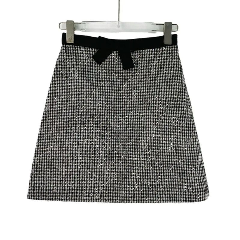 Miu Miu Miu Miu Black Wool Mini Skirt for Women 0089 Size 22" - 1 Thumbnail