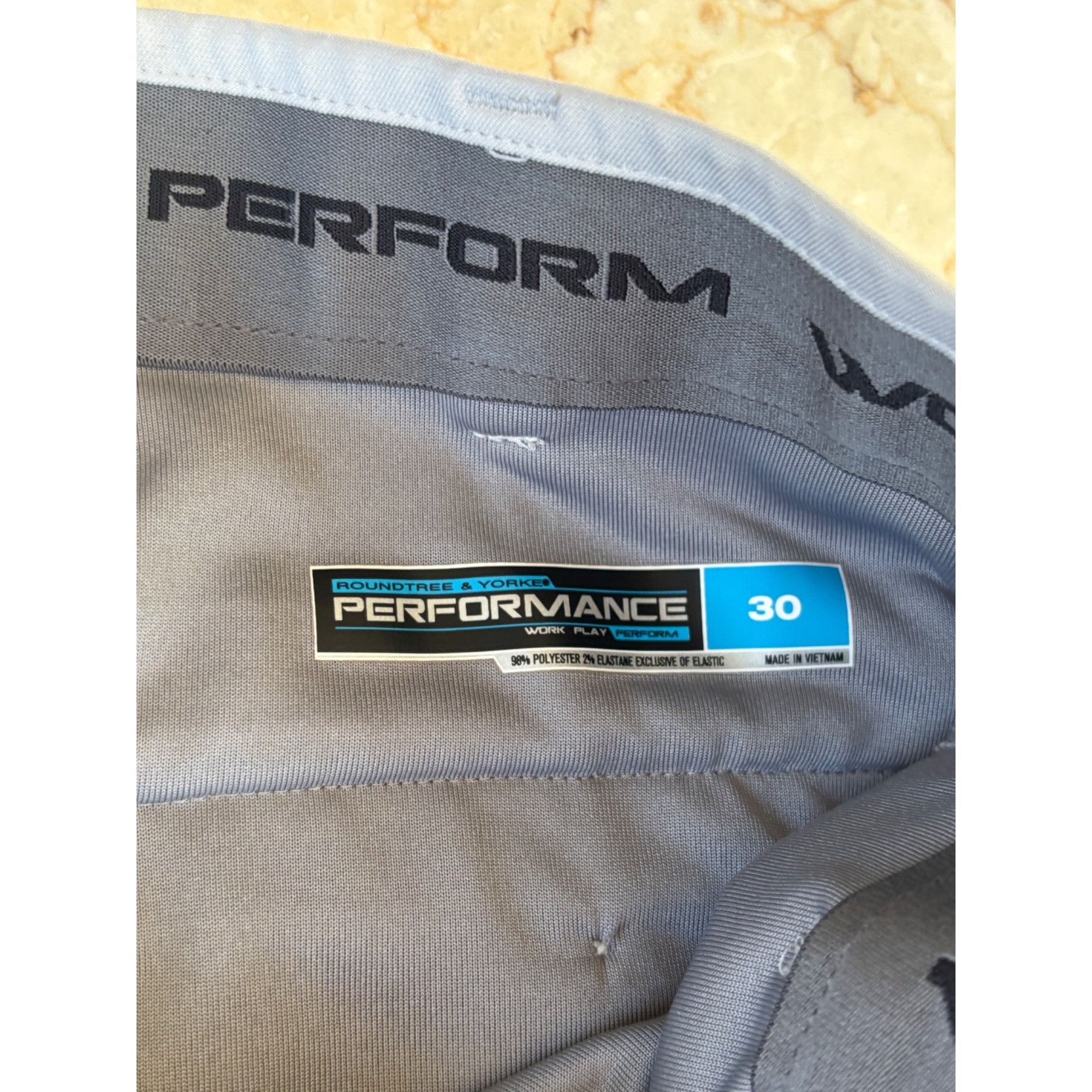 Roundtree & Yorke Roundtree & Yorke Performance Light Gray Mens Shorts Size 30 Size US 30 / EU 46 - 2 Thumbnail