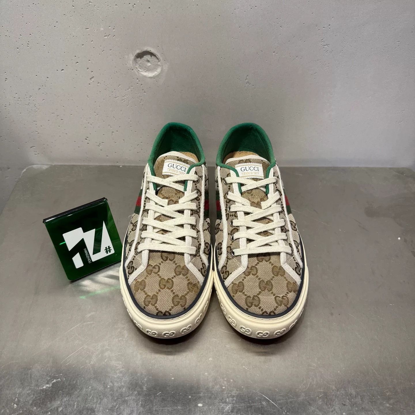 Gucci Gucci Retro Green Lowtop Sneakers 42 Men Size US 9 / EU 42 - 1 Thumbnail