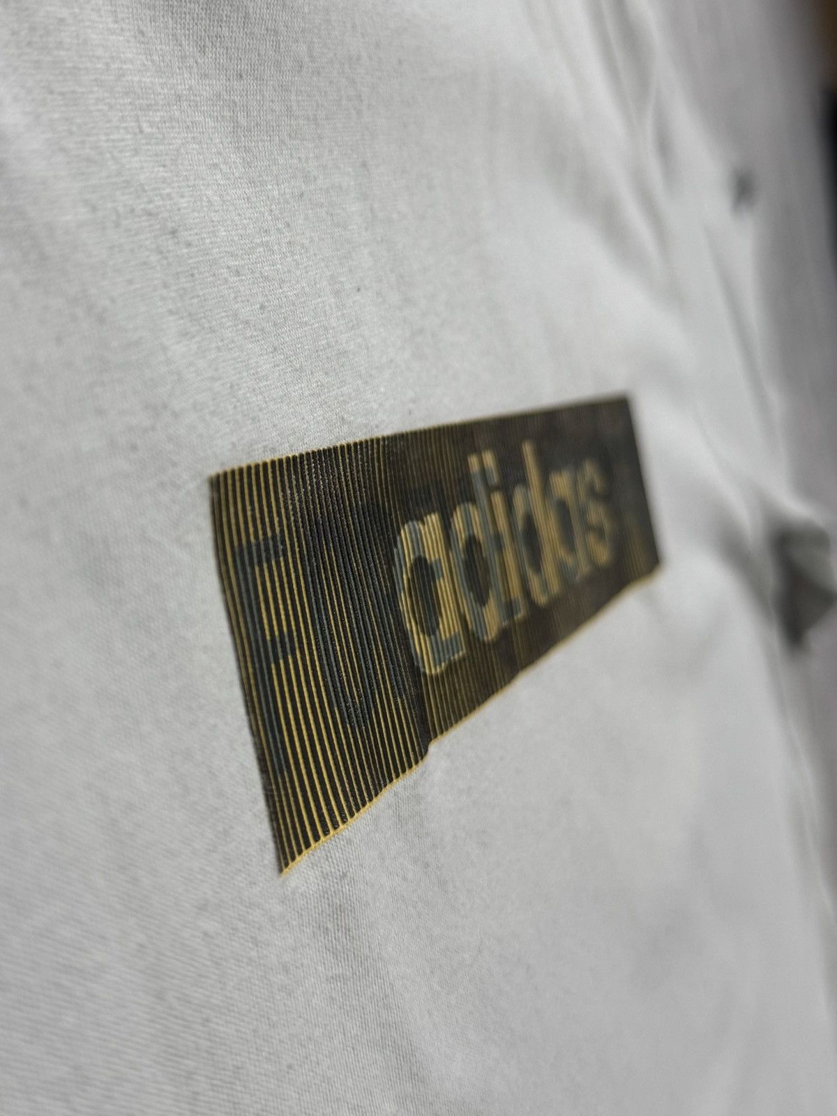 Adidas Adidas vintage Gradient logo 00s tee forever sport Size US M / EU 48-50 / 2 - 2 Thumbnail