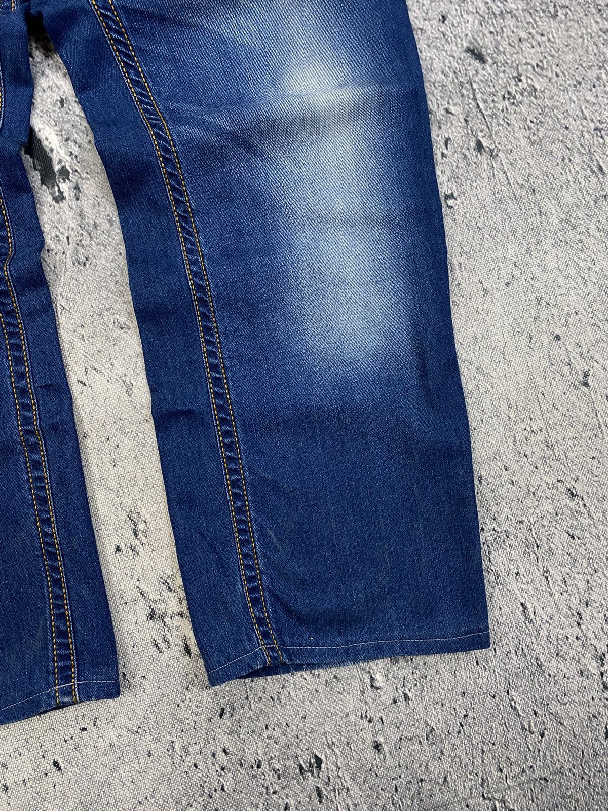 Japanese Brand × True Religion × Vintage True Religion Baggy Denim Pants Streetwear Size US 33 - 13 Thumbnail