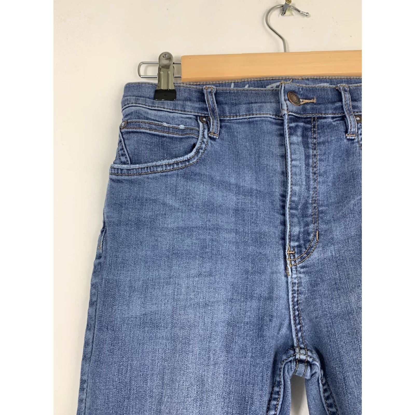 Free People Free People Womens Size 27 Blue Skinny Crop Jeans User: Free People Womens Size 27 Blue Skinny Crop Jeans Size 27" / US 4 / IT 40 - 4 Thumbnail