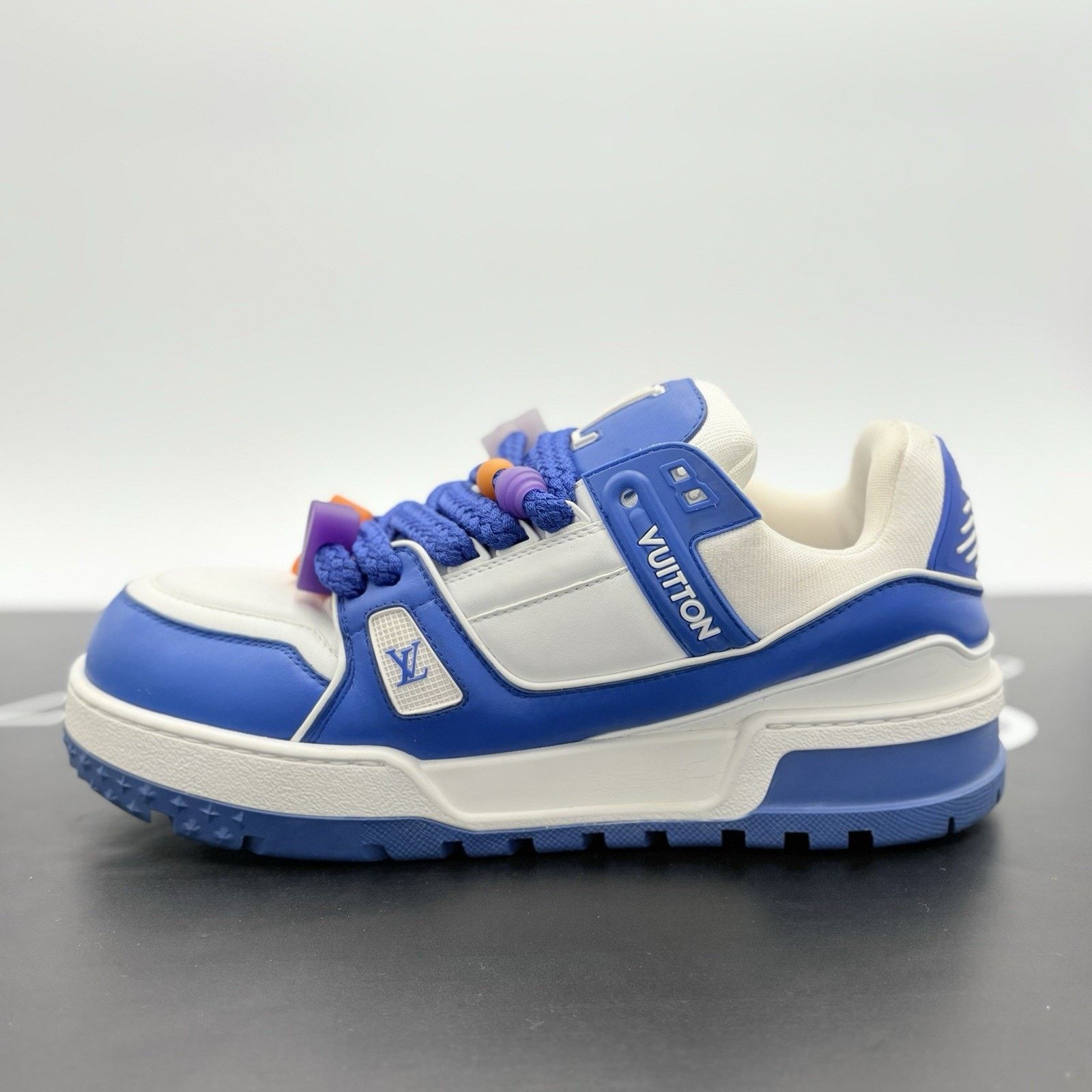 Louis Vuitton Louis Vuitton Maxi ' Blue White ' | GREAT CONDITION! Size US 10.5 / EU 43-44 - 4 Thumbnail