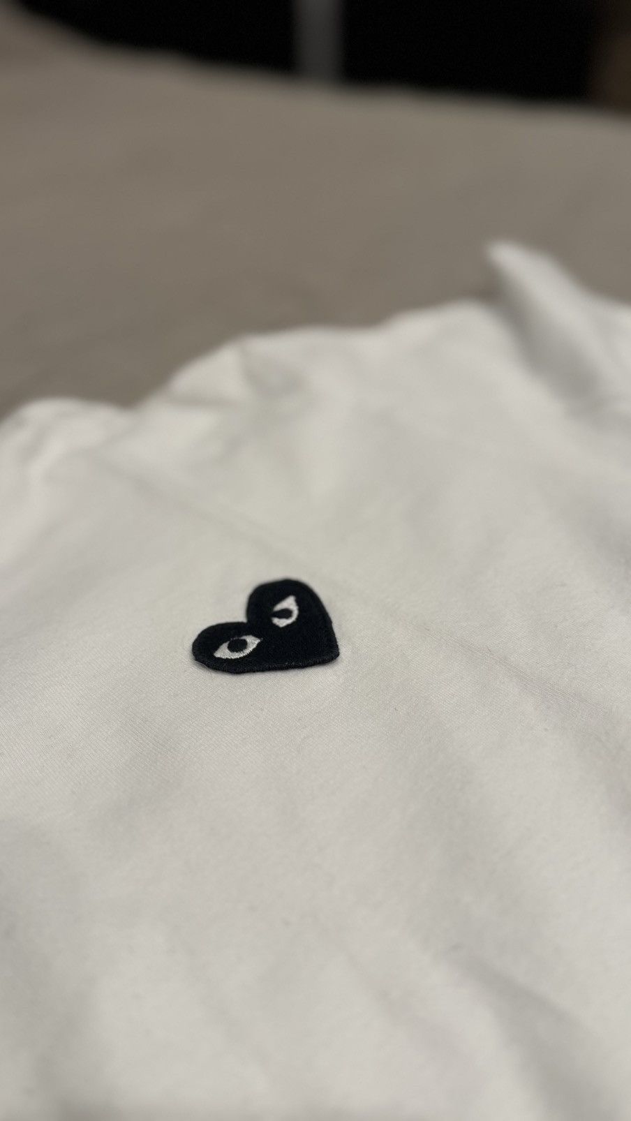 Comme des Garcons PLAY PLAY COMME DES GARCONS White/Black Heart Tee (Size L) Size US L / EU 52-54 / 3 - 3 Thumbnail