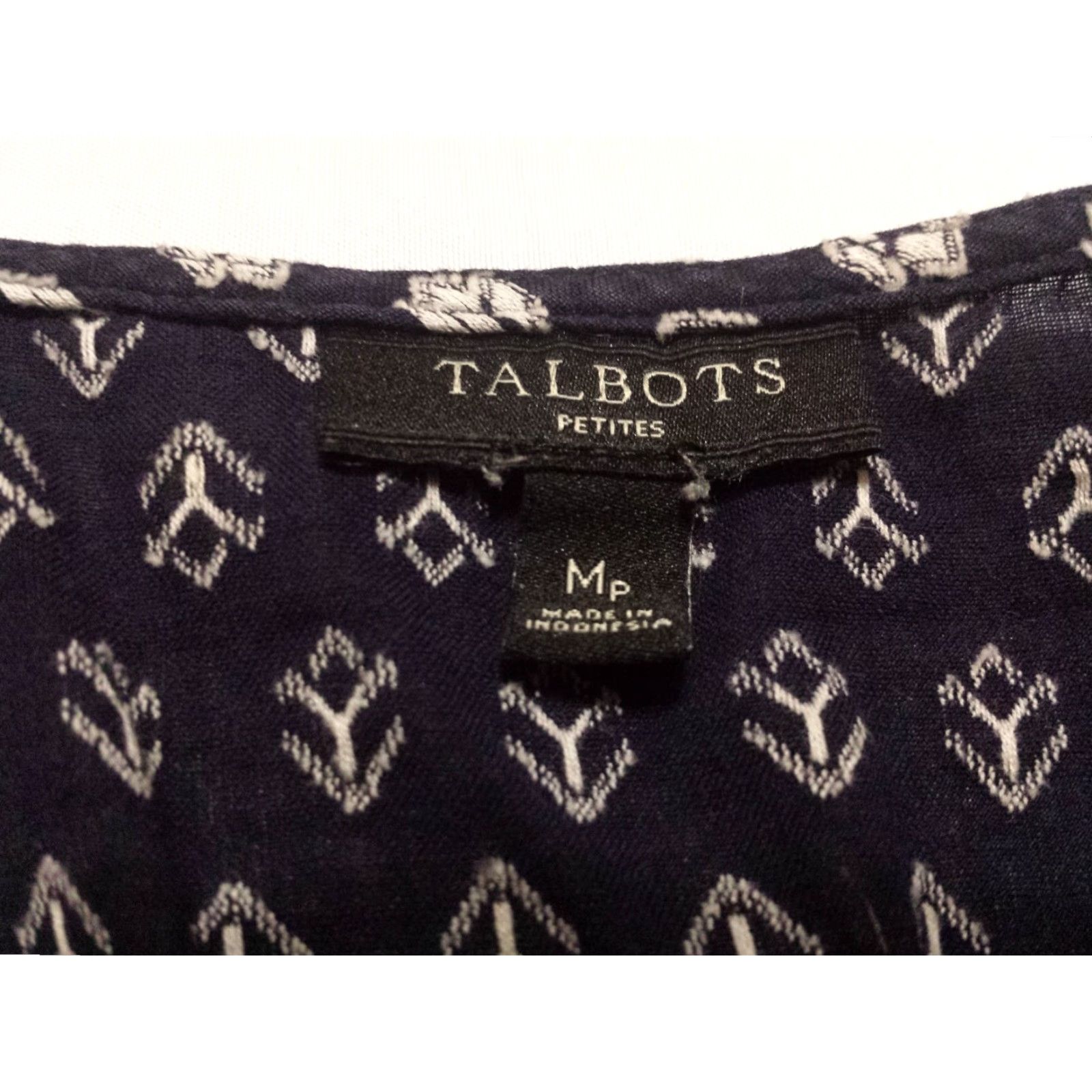 Talbots Talbots Shirt Geometric Button-Front 3/4 Sleeve Blue Round Neck Petite Medium Womens Size M / US 6-8 / IT 42-44 - 5 Thumbnail