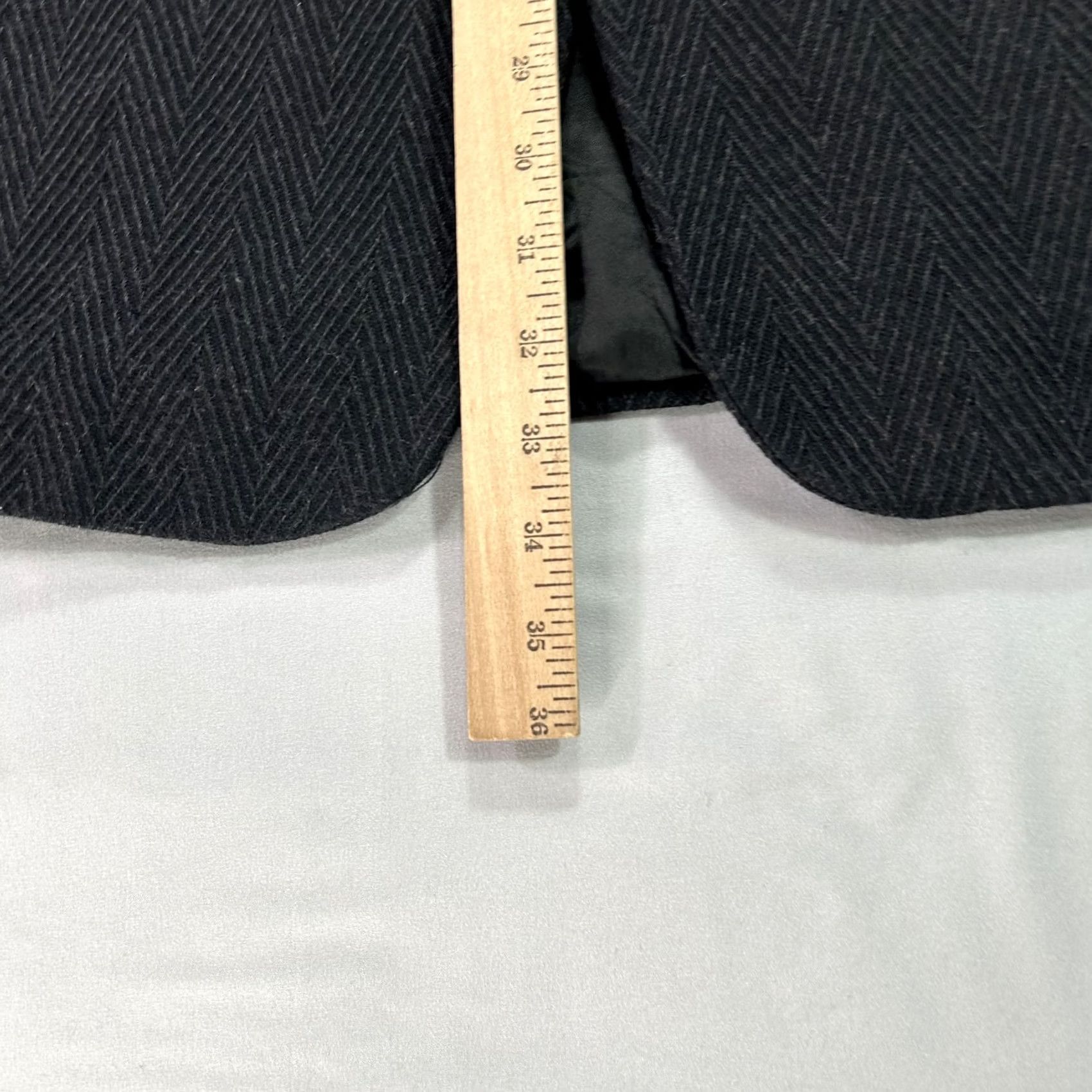 Vintage Bachrach Blazer Mens 43 Long Black Wool Herringbone Made in Italy Bottoli Jacket 2 Piece Two-Button Notch Lining Viscoe/Rayon Vintage: No Womens/Mens Size 46R - 6 Thumbnail