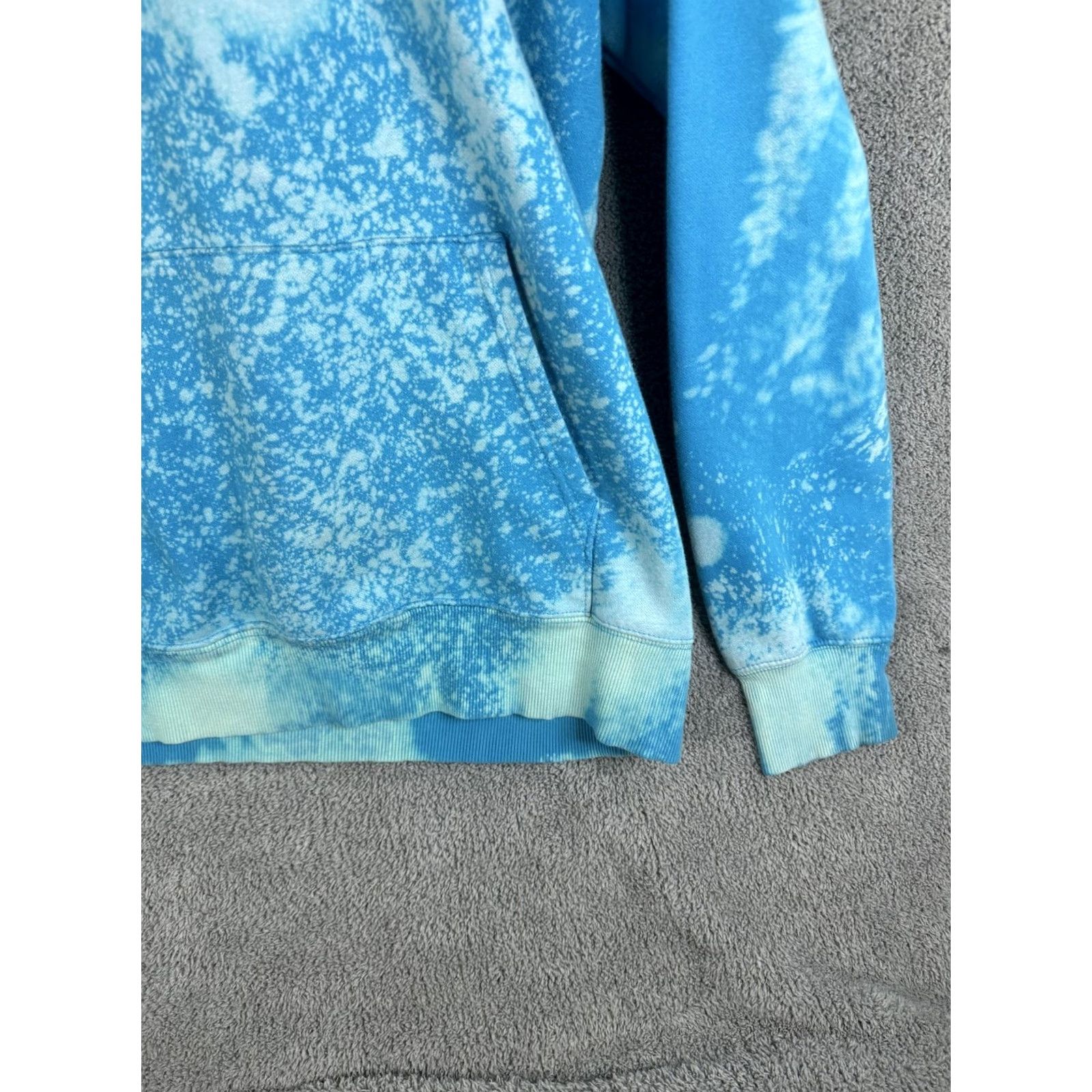 The North Face The North Face Hoodie Mens L Blue Tie Dye Never Stop Exploring Graphic Print Hooded Pullover Sweatshirt Front Logo Back Logo Size US L / EU 52-54 / 3 - 3 Thumbnail