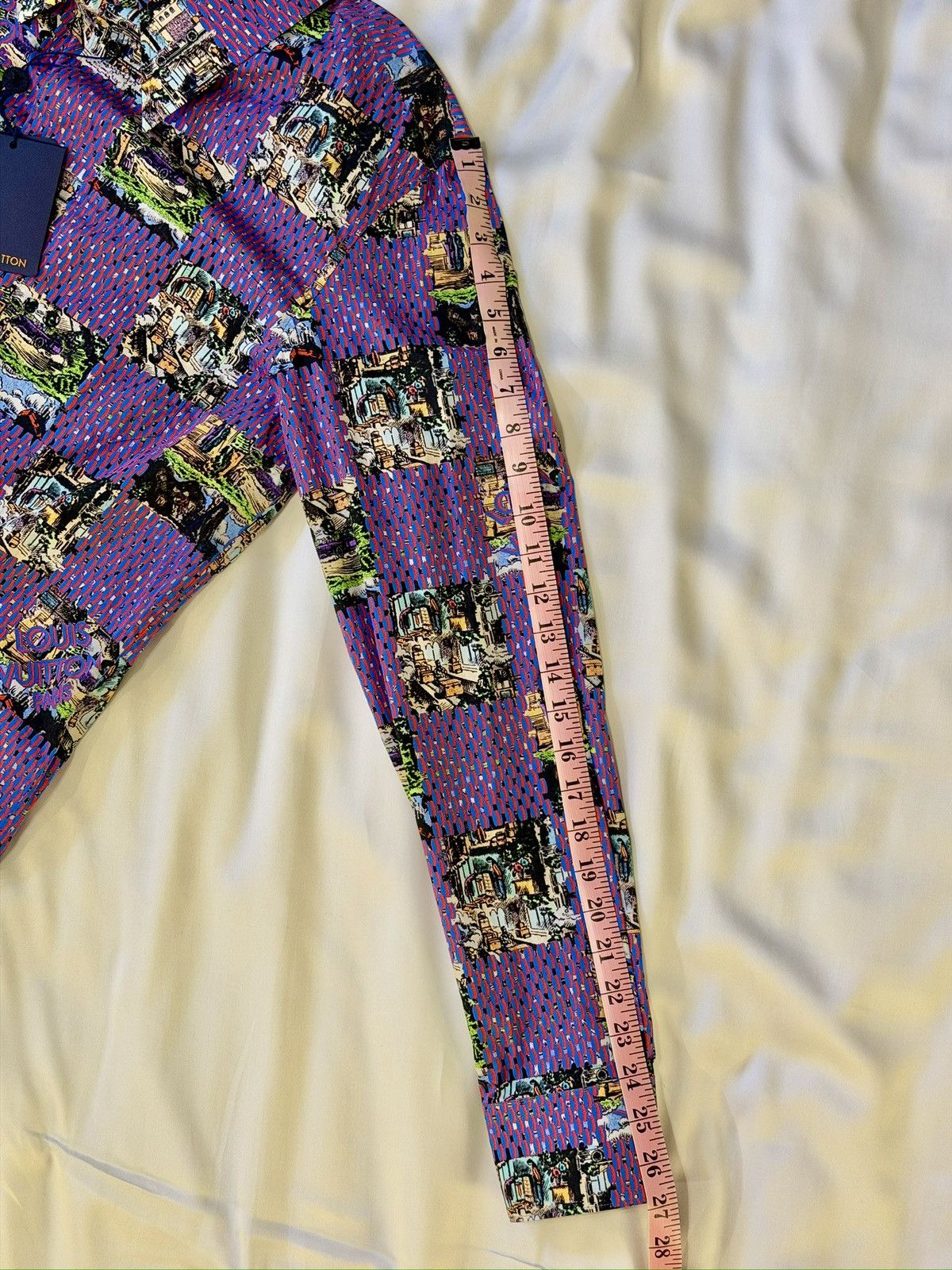 Louis Vuitton Louis Vuitton Men’s Printed Shirt (WITH TAGS) Size US M / EU 48-50 / 2 - 6 Thumbnail