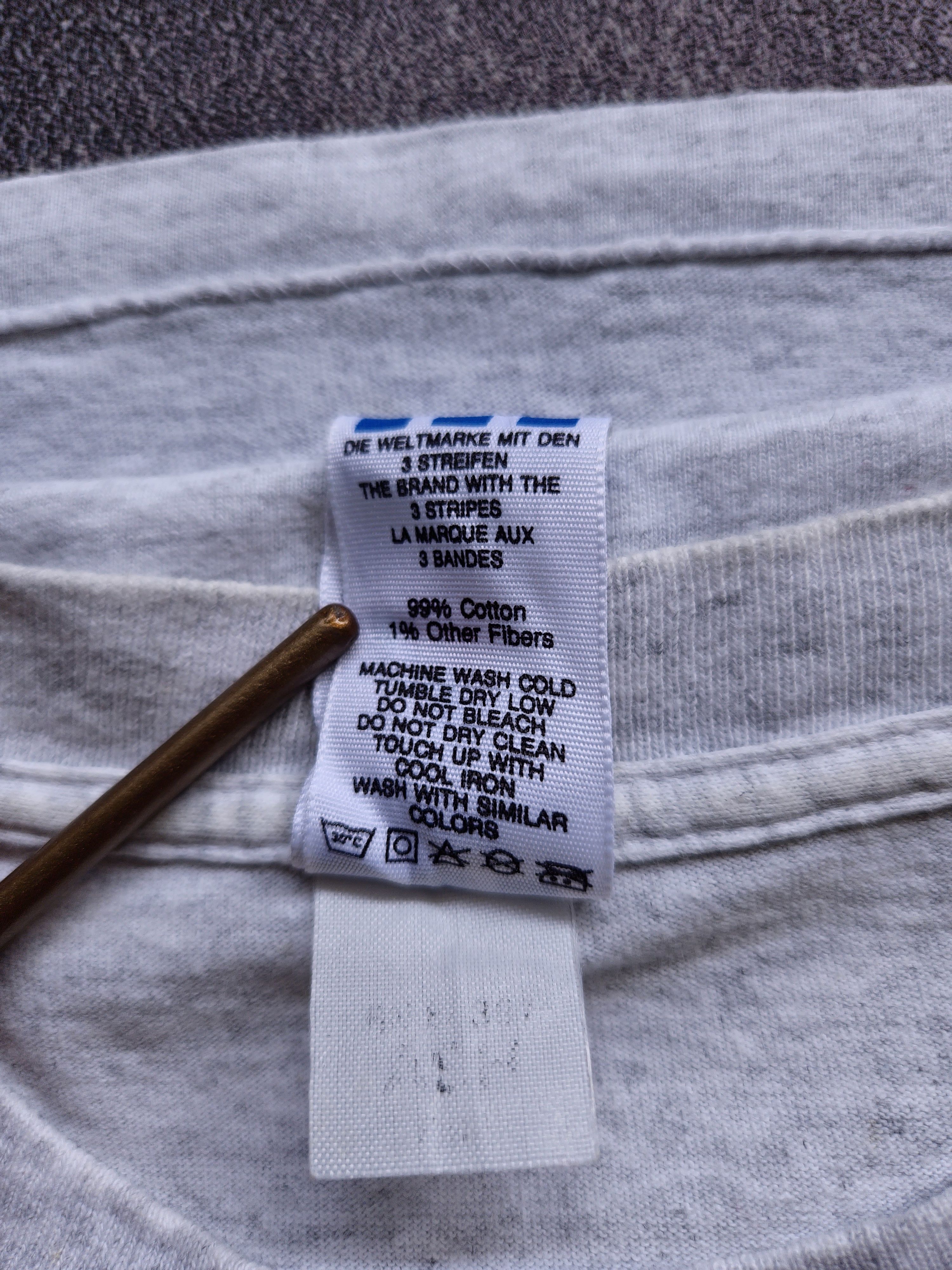 Adidas × Vintage Vintage Adidas Trefoil 90s Tshirt Size XL Size US XL / EU 56 / 4 - 6 Thumbnail