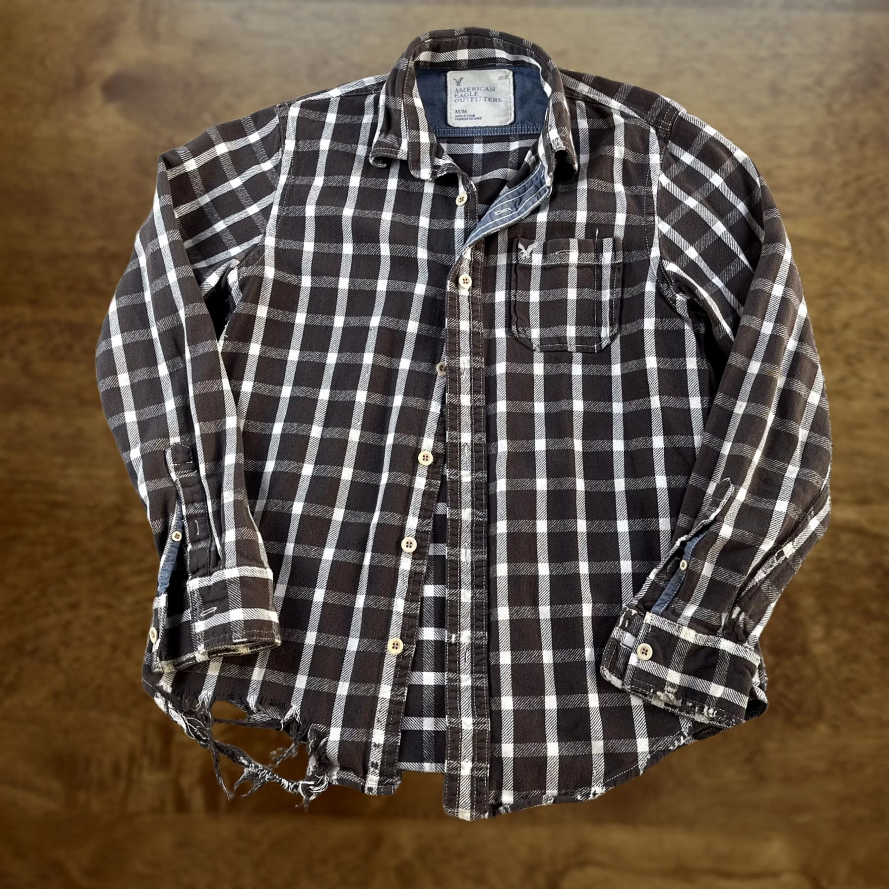 American Eagle Outfitters Y2K American Eagle Outfitters Distressed Flannel Shirt Mens Medium Plaid Brown Cream/Distressed Size US M / EU 48-50 / 2 - 1 Thumbnail