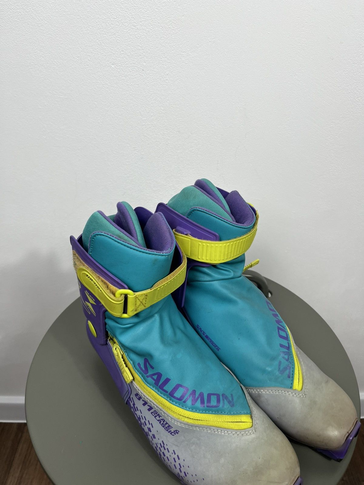 Salomon Vintage Salomon SNS Ski Boots 9 US 42 EU France Size US 9 / EU 42 - 2 Thumbnail