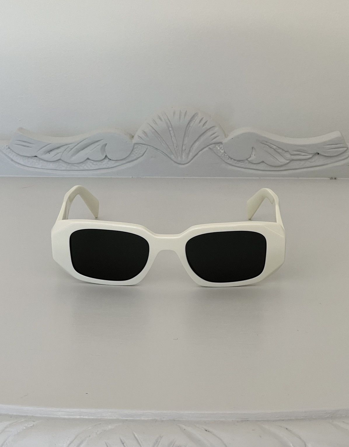 Prada Prada Logo Sunglasses SPR 17W Size ONE SIZE - 4 Thumbnail