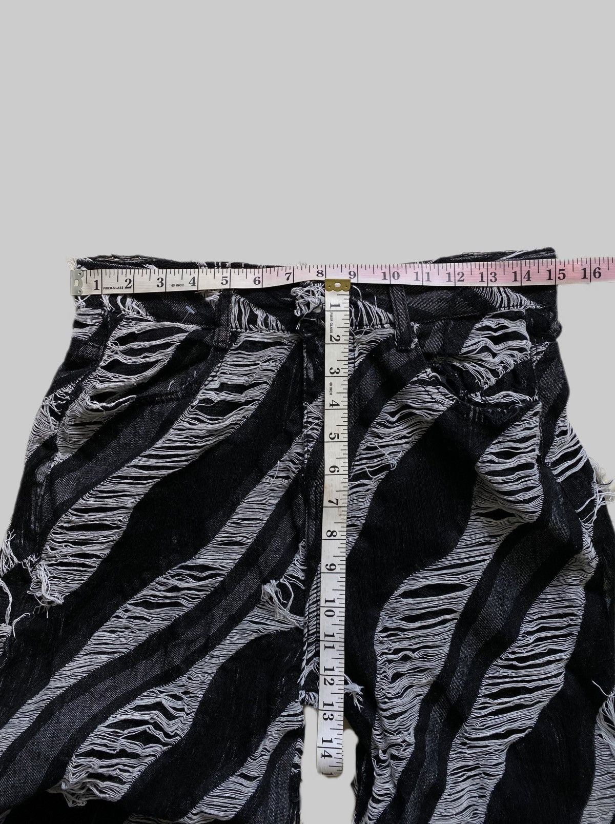 Japanese Brand Shredded Diagonal Stripe Wide-Leg Deconstructed Jeans Size US 30 / EU 46 - 7 Thumbnail