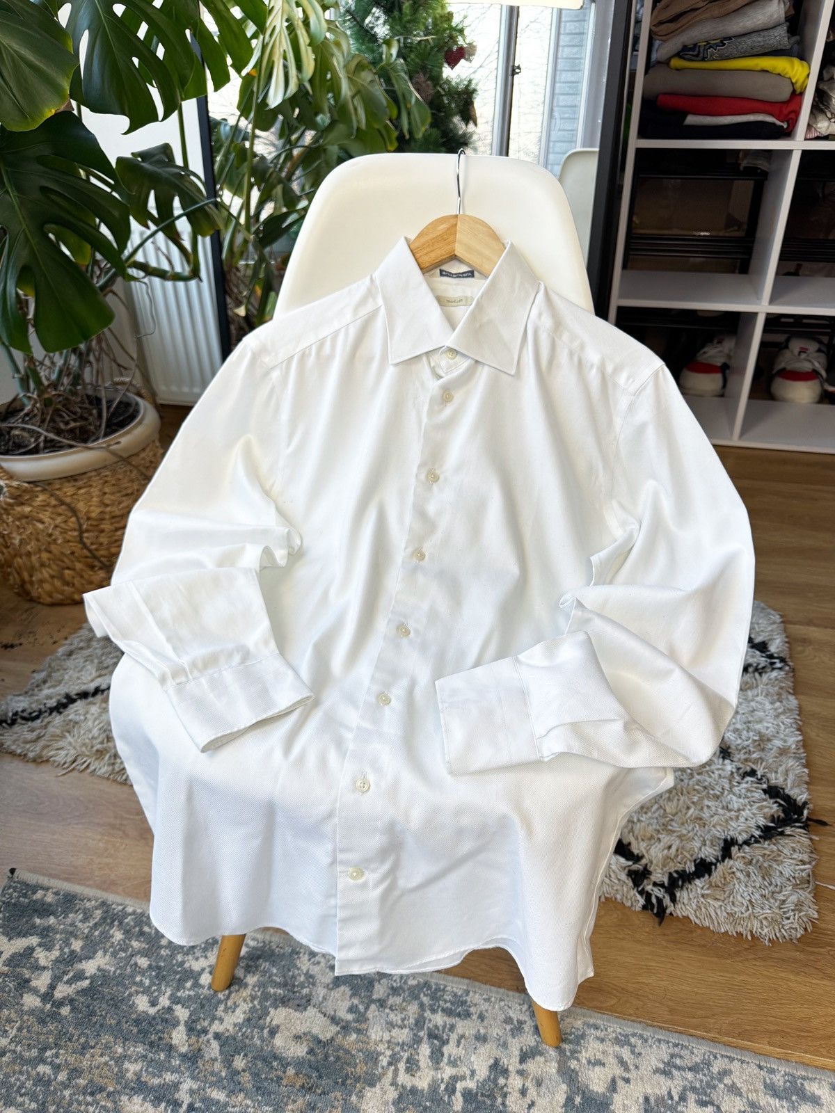 Suitsupply Suitsupply white shirt size 15 3/4 size M-L Size US L / EU 52-54 / 3 - 1 Thumbnail
