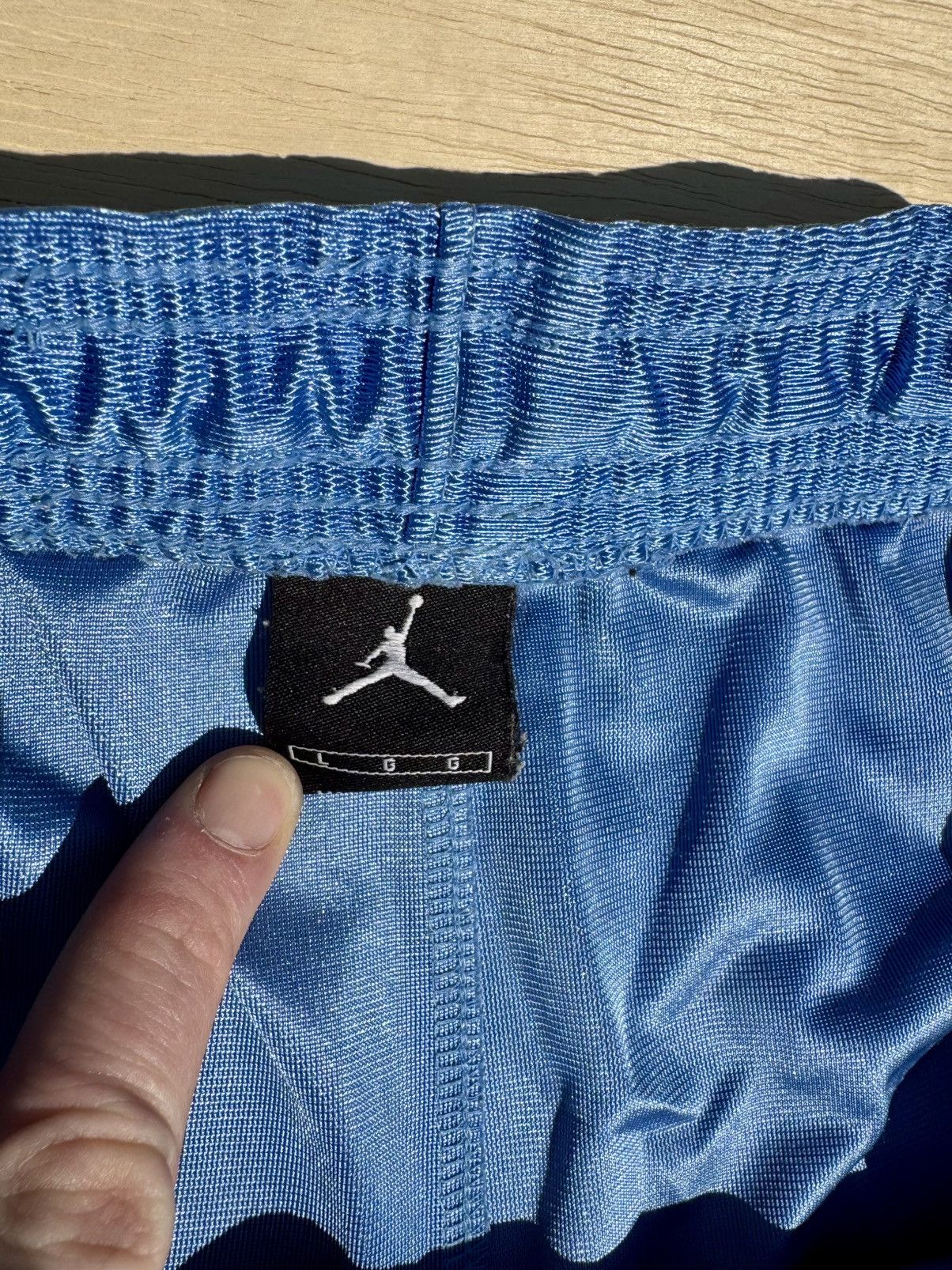 Jordan Brand Jordan North Carolina Tar Heels UNC Basketball Shorts Size US 34 / EU 50 - 7 Thumbnail