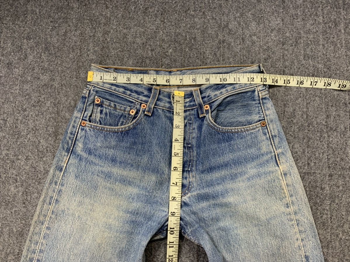 Levi's Vintage Clothing 90s Levi’s Strauss Lot 501 Buttonfly Denim Beauty Fade Size 26" / US 2 / IT 38 - 18 Thumbnail
