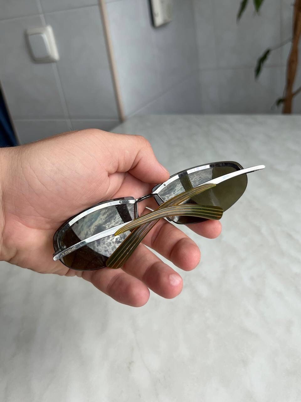 Vintage × Vogue Vogue Sunglasses Vintage Unisex Size ONE SIZE - 4 Thumbnail
