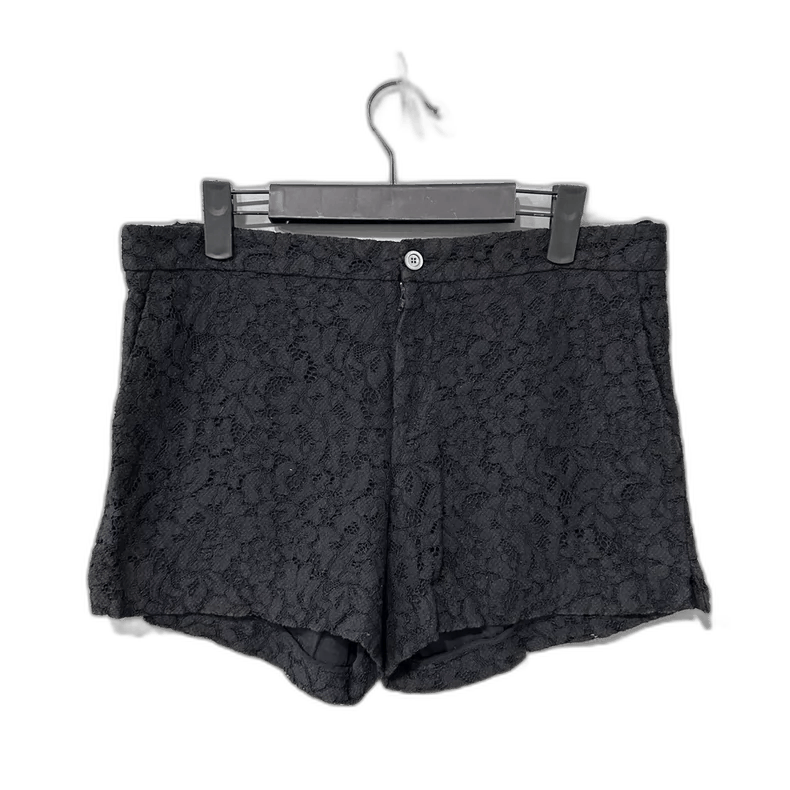 Gucci Lace Floral Shorts by Gucci Size 42" / US 20 - 1 Thumbnail