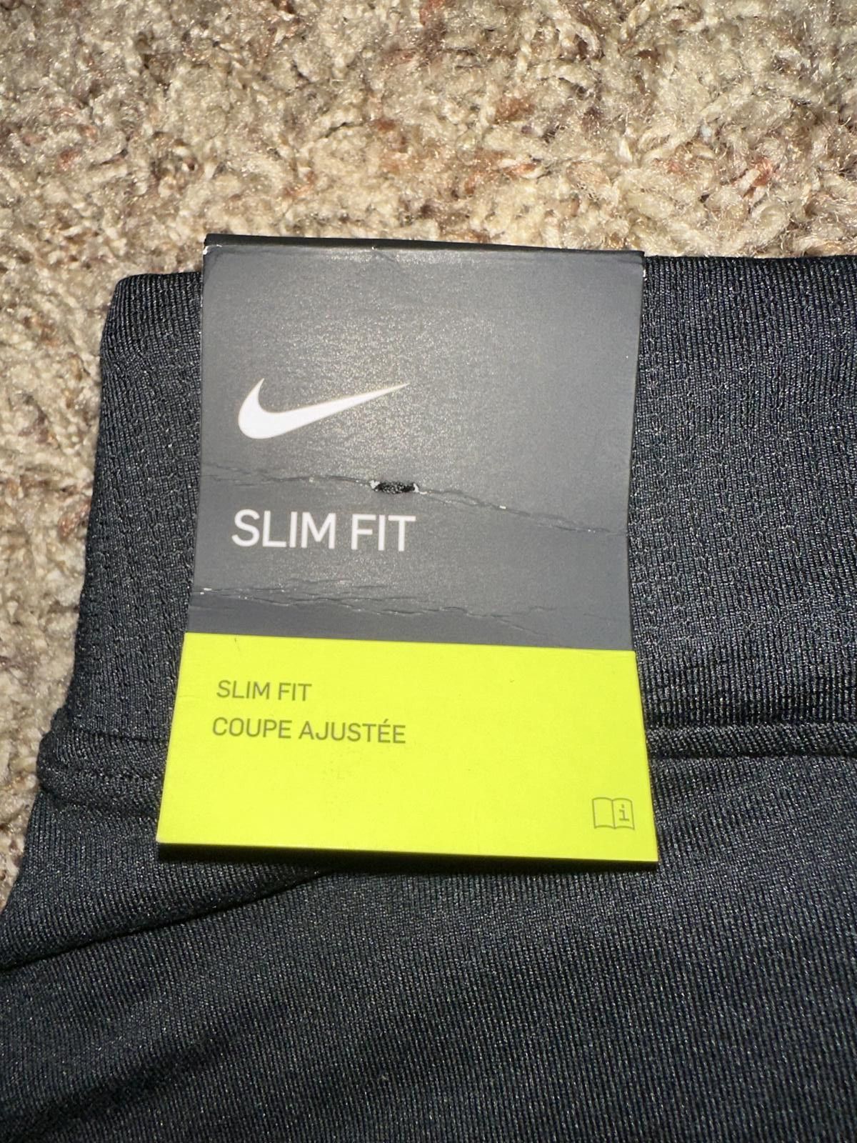 Nike Nike Women's Court Victory Tall Flouncy Tennis Skort Size 40" / US 18 - 9 Thumbnail