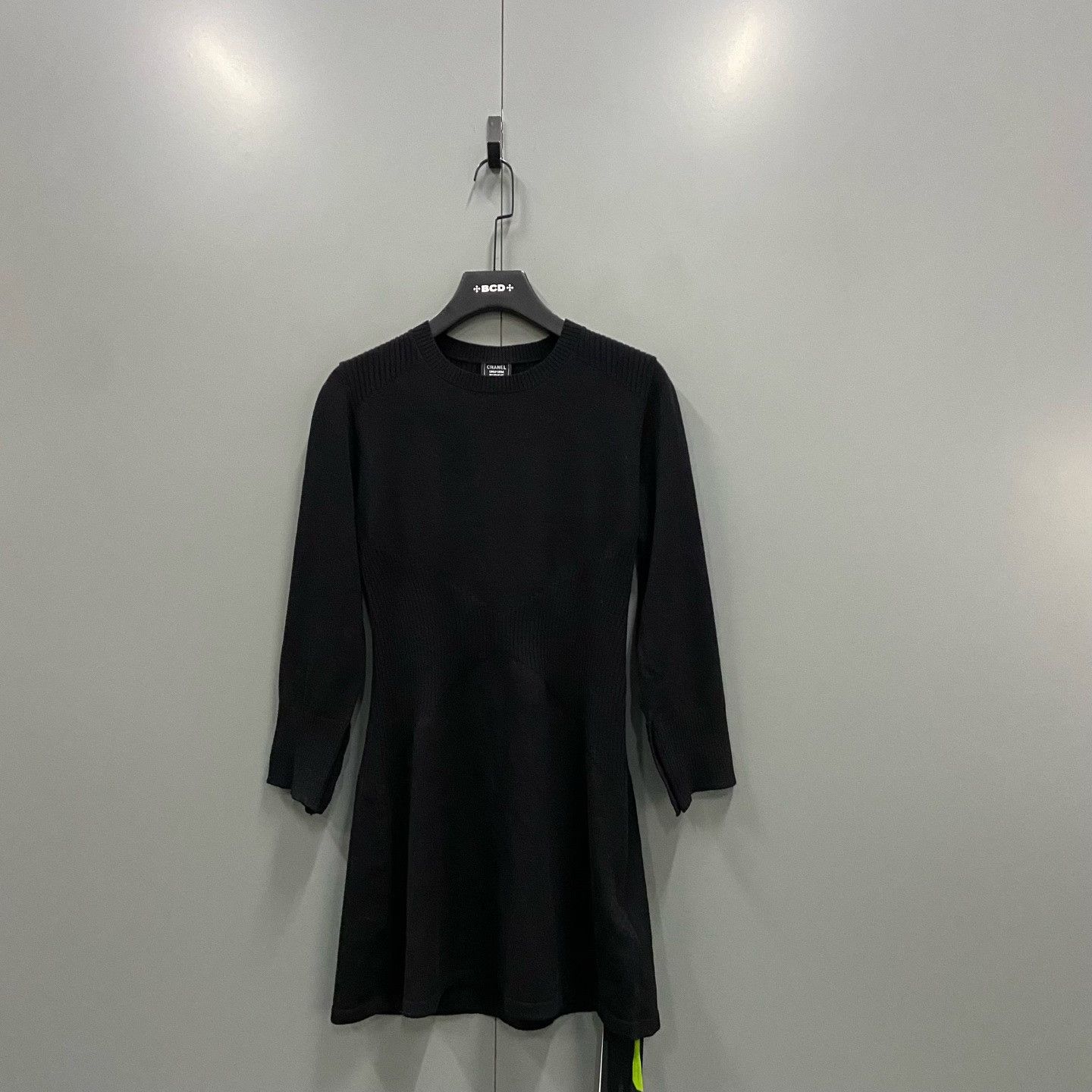 Chanel Chanel Knit Black Dress L Women Size L / US 10 / IT 46 - 1 Thumbnail