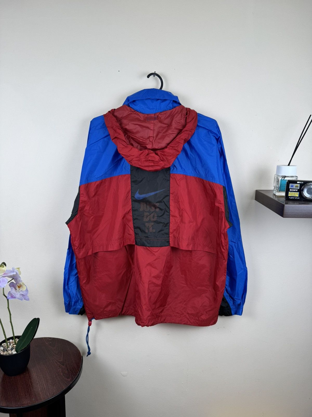 Nike Vintage Nike Windbreaker Lightweight Spring Jacket Red Size US M / EU 48-50 / 2 - 2 Thumbnail