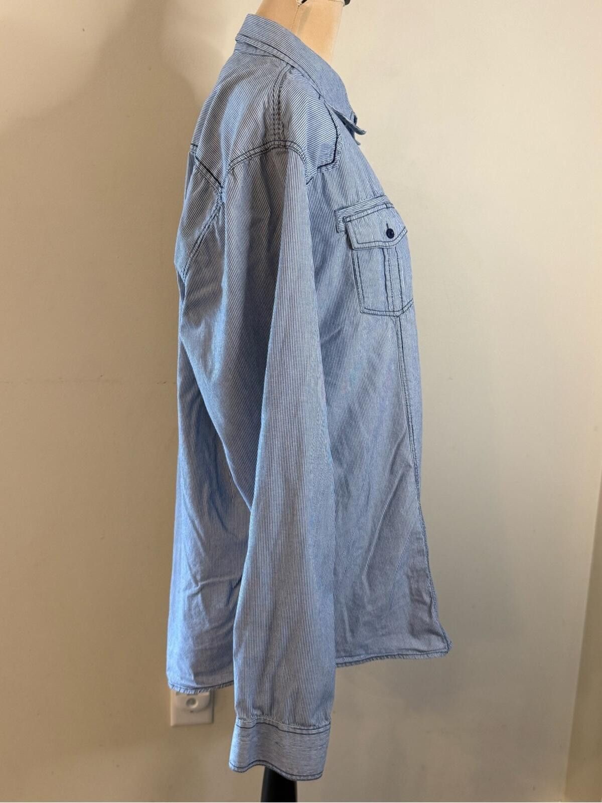 Eighty Eight Eighty Eight Platinum button up blue white striped SZ XXL Size US XXL / EU 58 / 5 - 2 Thumbnail