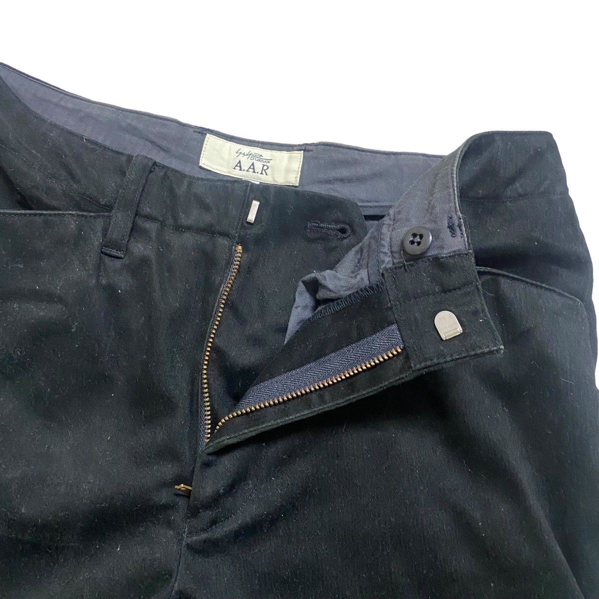 Yohji Yamamoto Yohji Yamamoto Velvet Trouser Pant Size 27" / US 4 / IT 40 - 16 Thumbnail