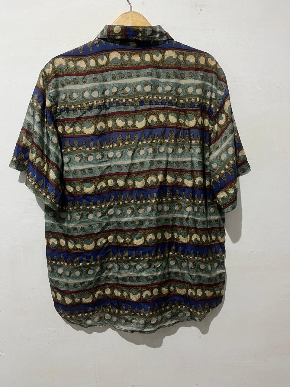 Japanese Brand T Shirt Mountain Pure Silk Vintage Size US XL / EU 56 / 4 - 4 Thumbnail