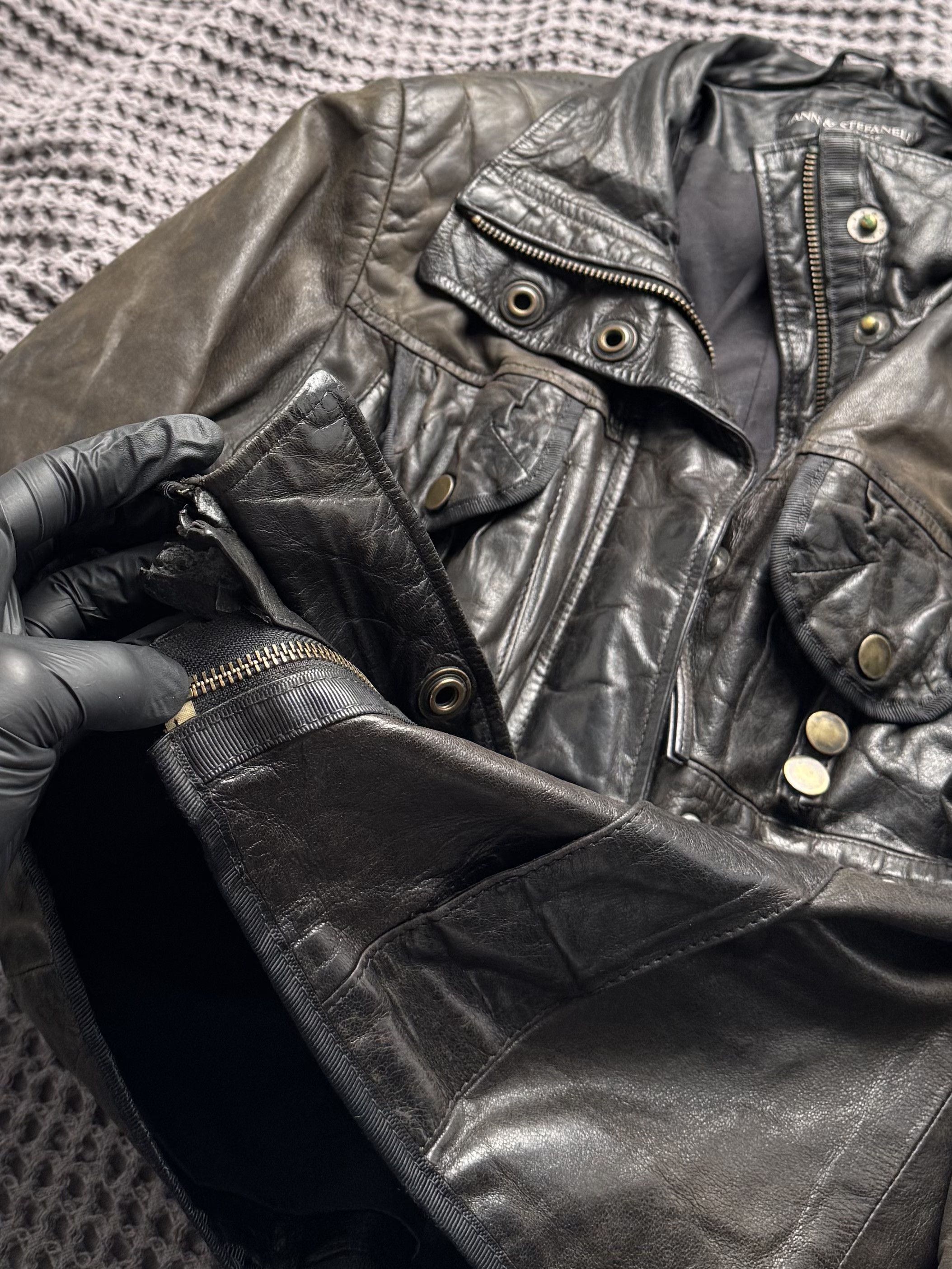 Vintage Vintage Brown Leather Jacket Military Style Zip Coat Size S / US 4 / IT 40 - 8 Thumbnail