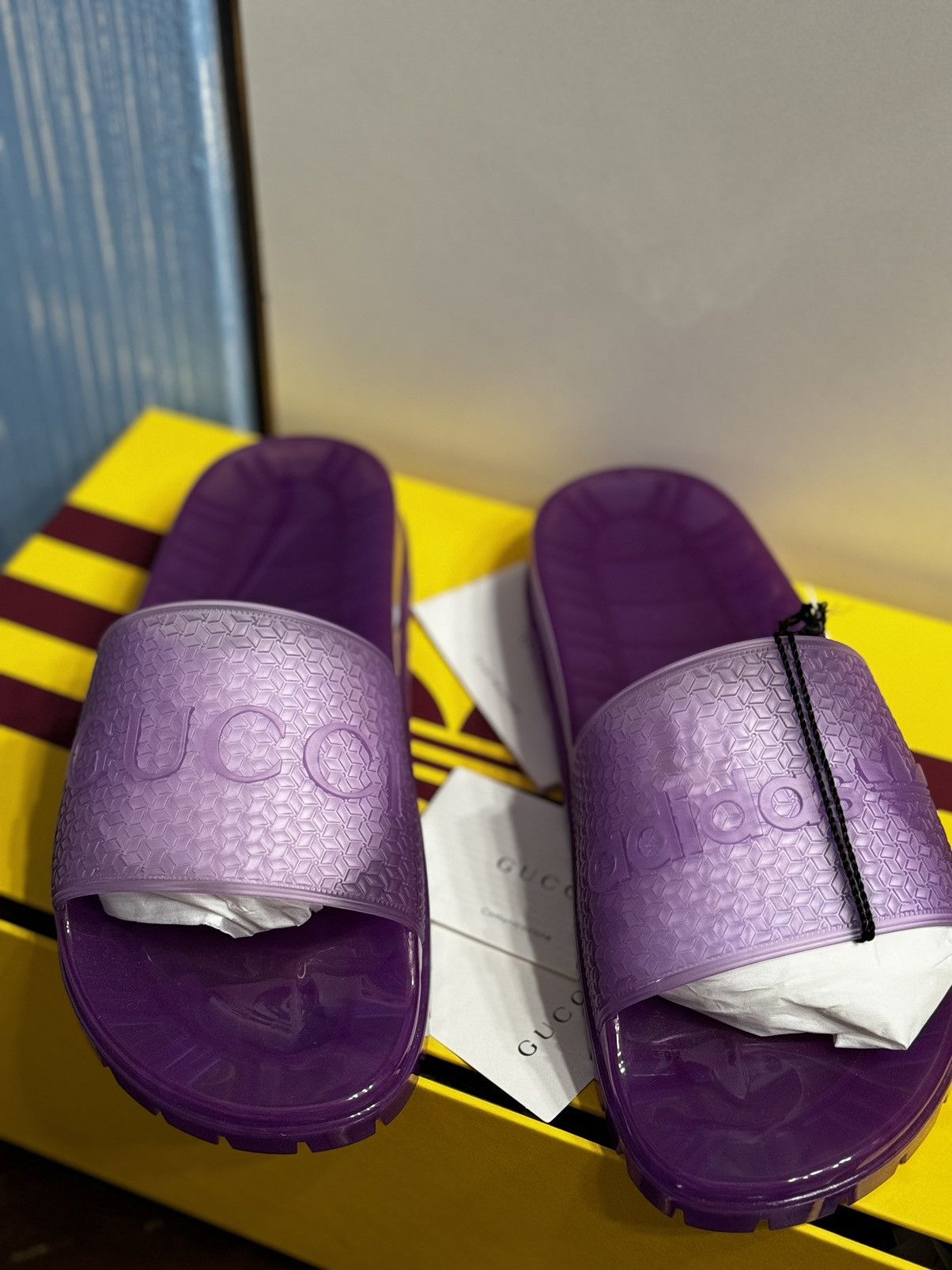 Gucci GUCCI X ADIDAS Rubber Printed Slides w/ Tags Size US 7 / IT 37 - 6 Thumbnail