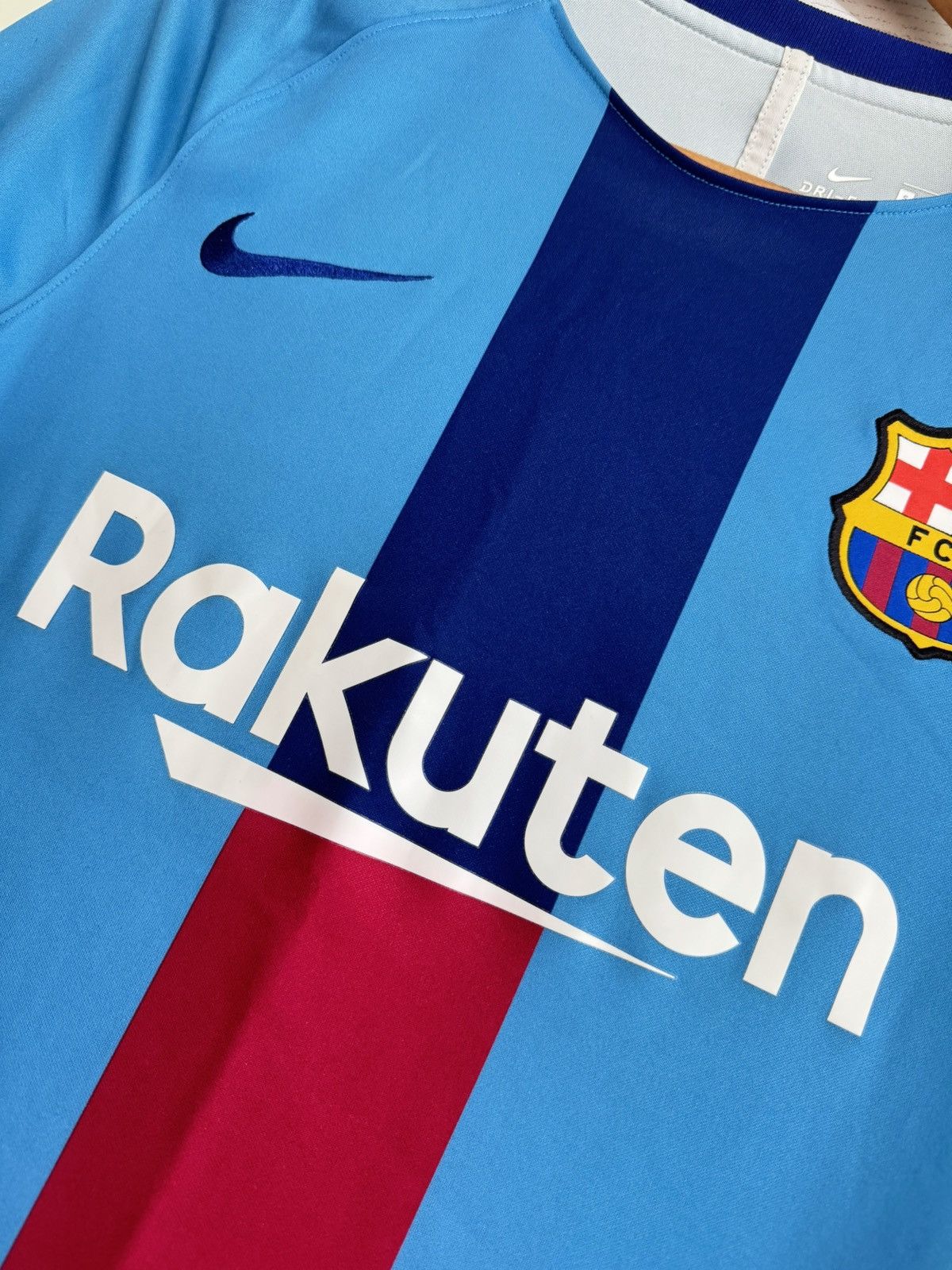 Nike Barcelona 2019-2020 Nike Soccer Jersey Football Kit Shirt Size US S / EU 44-46 / 1 - 6 Thumbnail