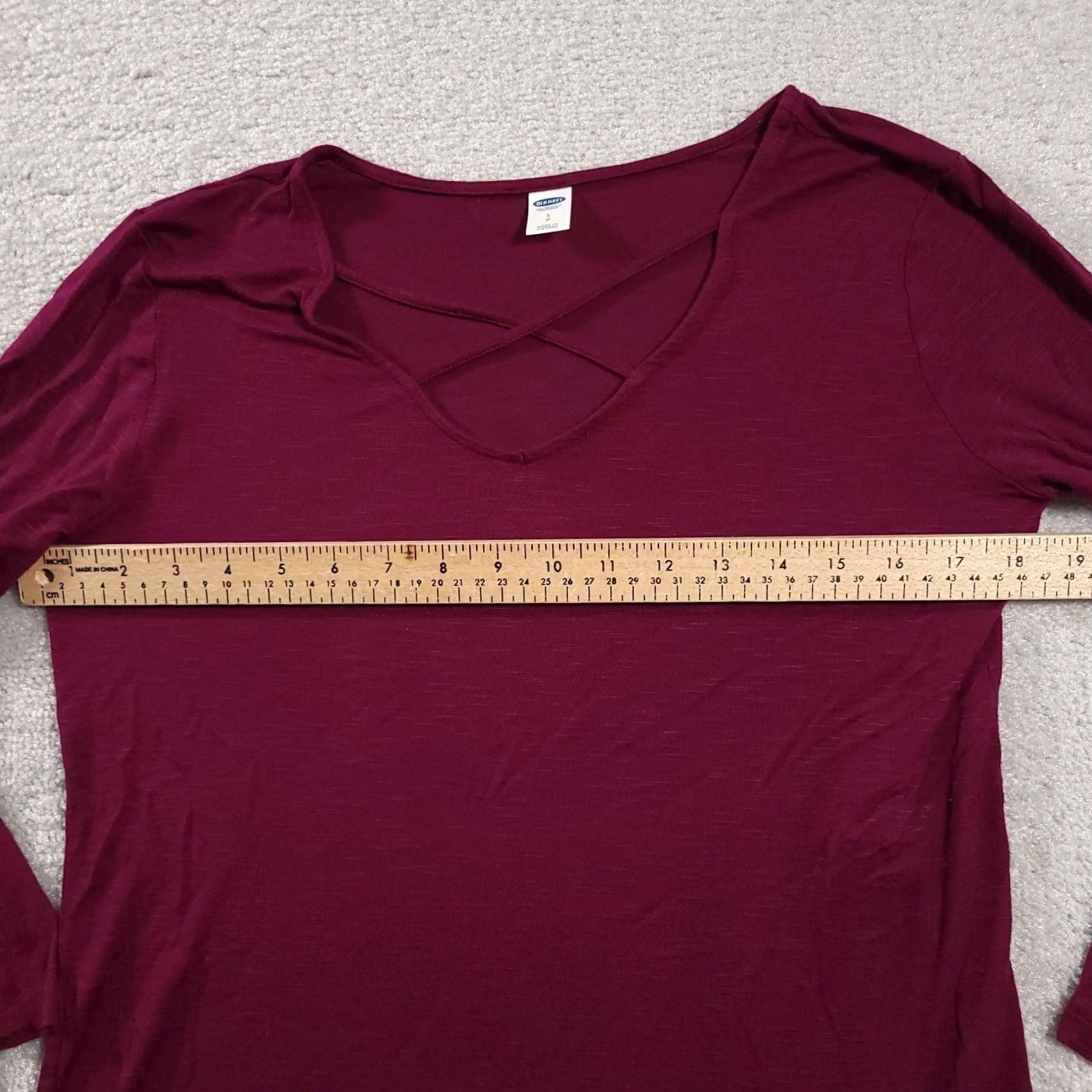 Old Navy Old Navy Burgundy Tunic Top Shirt Long Sleeve Womens Small Stretch Size S / US 4 / IT 40 - 3 Thumbnail