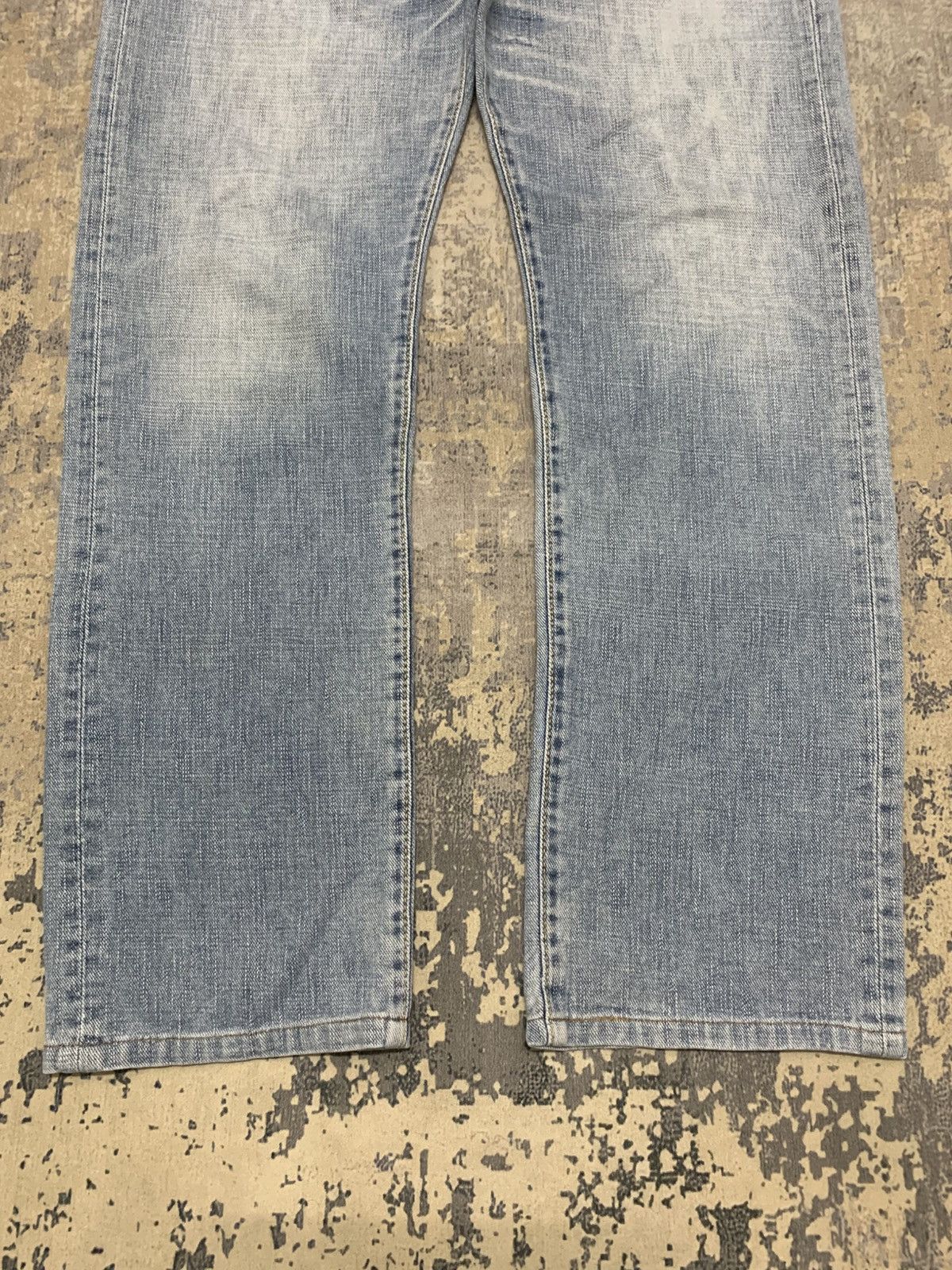 Japanese Brand Vintage 90’s Gl Heart Sand Washed Distress Jean Size US 33 - 4 Thumbnail