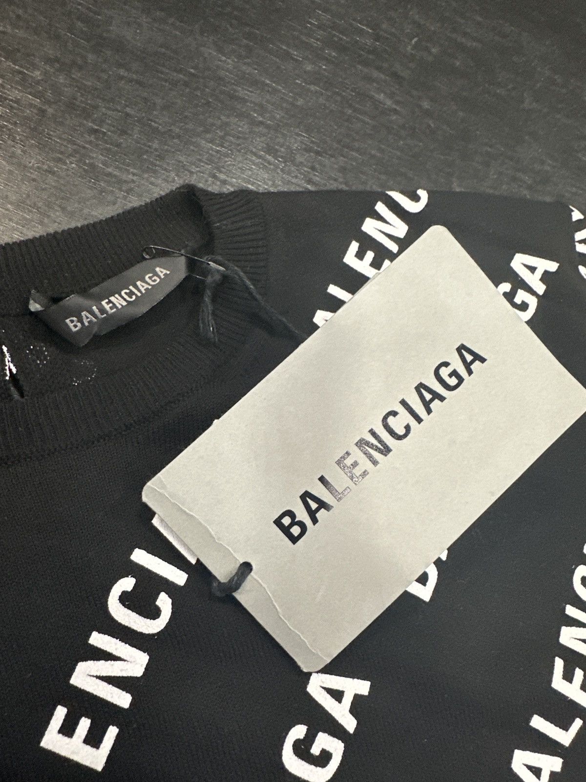 Balenciaga All over cardigan Size XS / US 0-2 / IT 36-38 - 4 Thumbnail