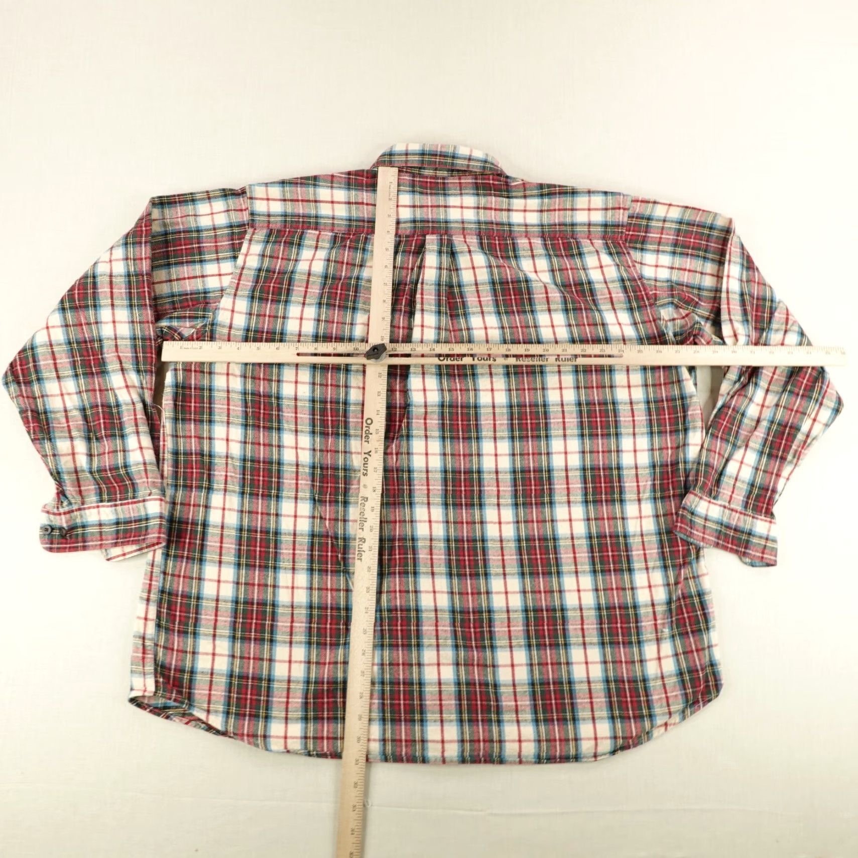 Vintage VINTAGE LL Bean Shirt Mens 2XL Red Plaid Flannel Button-Up Outdoors Workwear Casual Shirt Mens 2XL Red Plaid Flannel Button-Up LL Bean Size US XXL / EU 58 / 5 - 4 Thumbnail