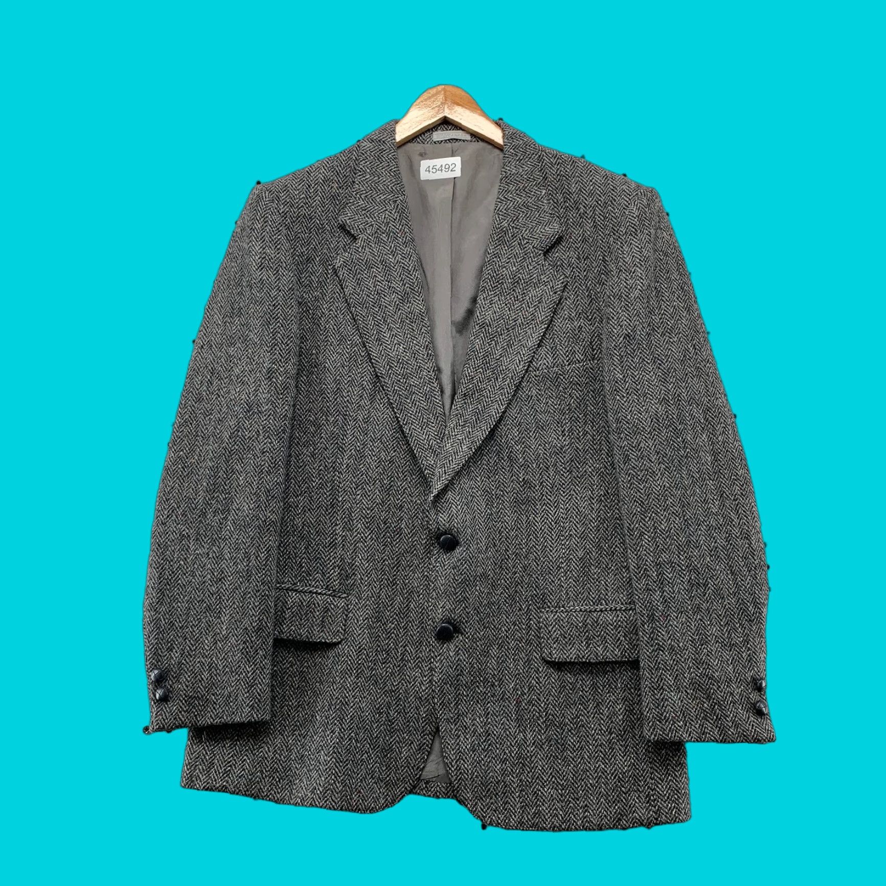 Harris Tweed VINTAGE Harris Tweed Blazer Mens 42R Gray Wool Two-Button Single-Breasted Notch Lapel Herringbone Dry Clean Only Wool Size 42R - 1 Thumbnail
