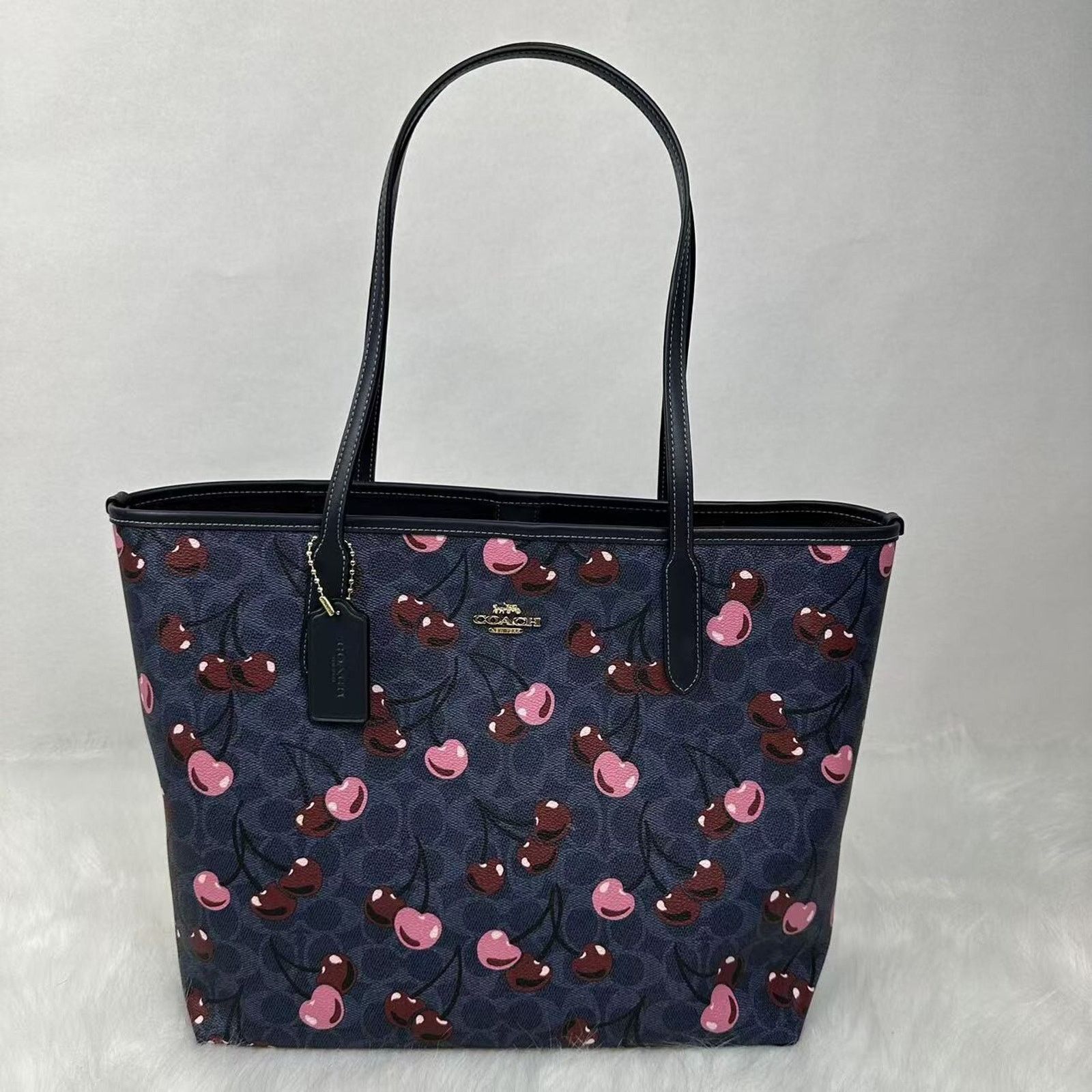 Coach City Tote Bag Signature Canvas Cherry Print Denim NWT in Blue, Women's