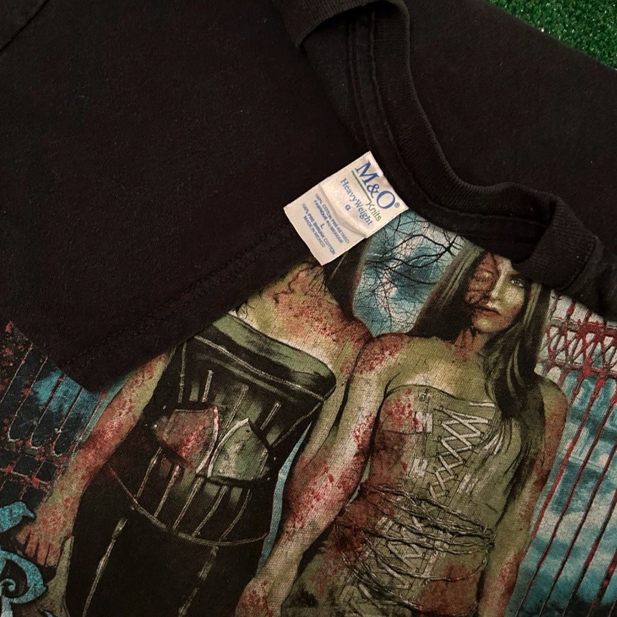 Twins VINTAGE Raven Twins Howl O Scream Horror Nights 2008 VTG Shirt L Busch Gardens Men Black Shirt Horror 90s Mens Size US L / EU 52-54 / 3 - 3 Thumbnail