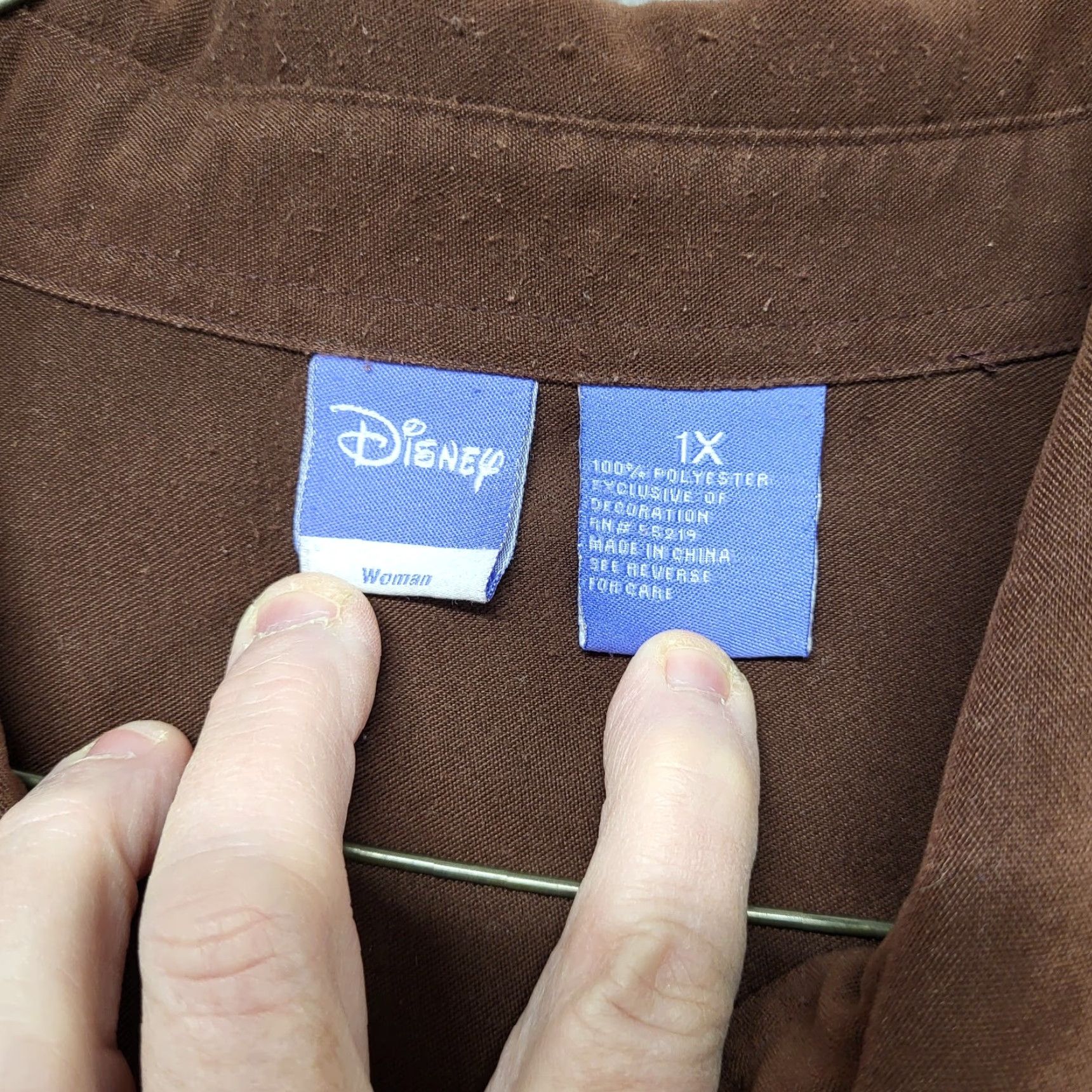 Disney VINTAGE Disney Pooh Bear Shirt Women's 1X Button-Up "Bee Friends" Women Casual Long Sleeve Embroidered Pooh Theme Brown Size XL / US 12-14 / IT 48-50 - 3 Thumbnail