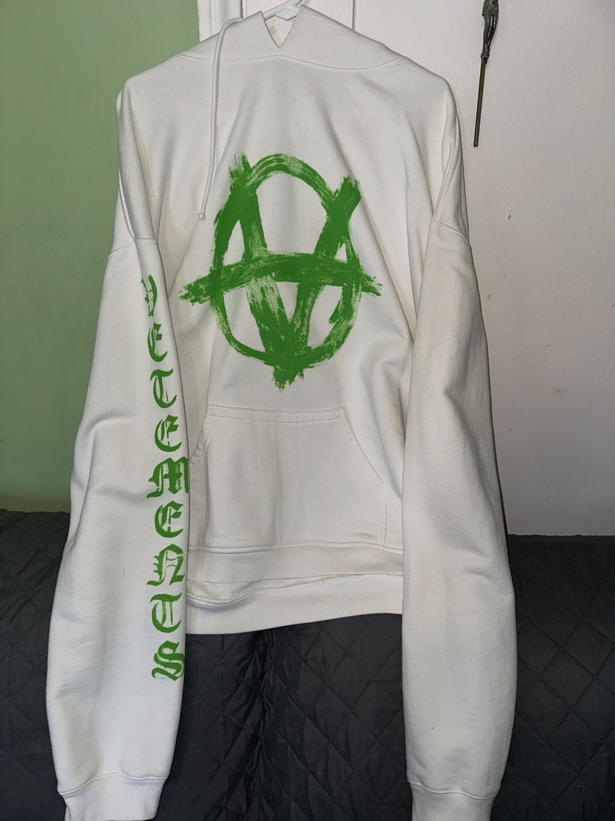 トップス VETEMENTS 20ss Anarchy Hoodie VETEMENTS 20ss Anarchy Hoodie