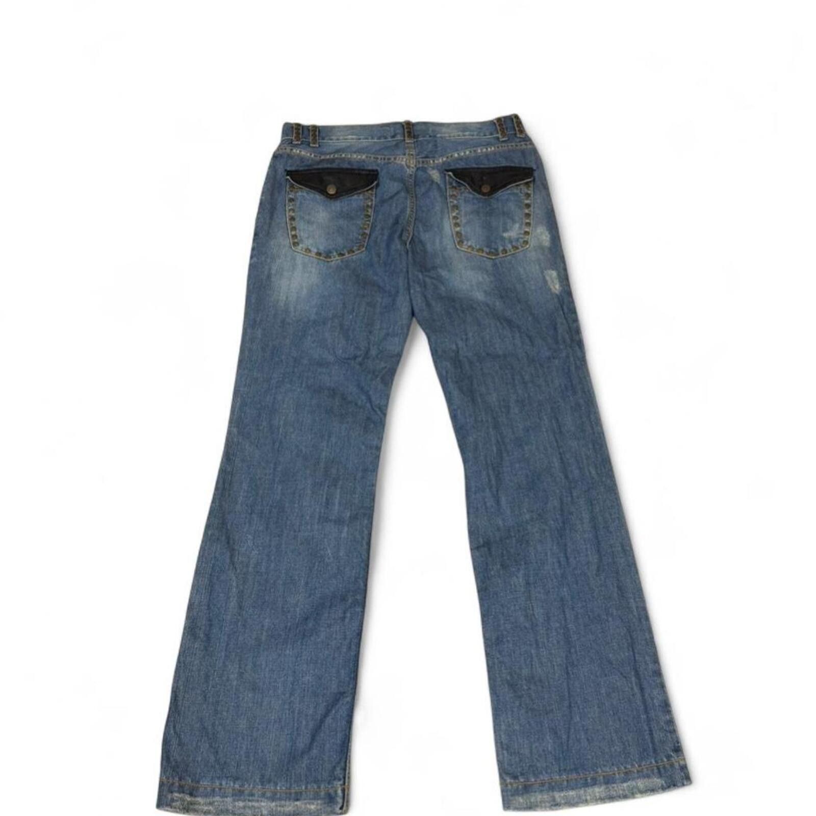 True Religion Distressed flap pockets blue denim jeans with studs Size 32" / US 10 / IT 46 - 1 Thumbnail