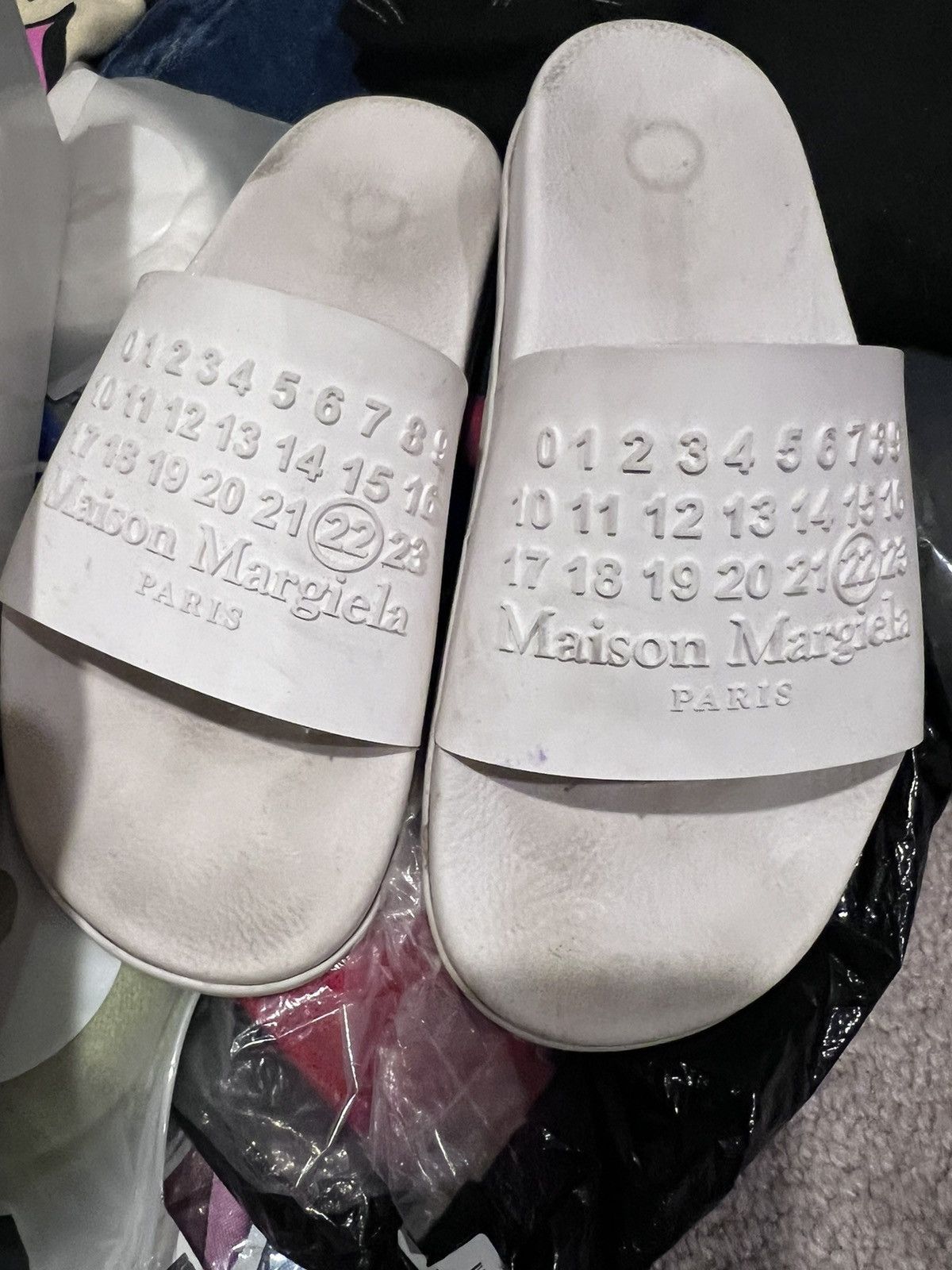Maison Margiela S57WX0024 White Slides | Maison Margiela Size US 9 / EU 42 - 1 Thumbnail