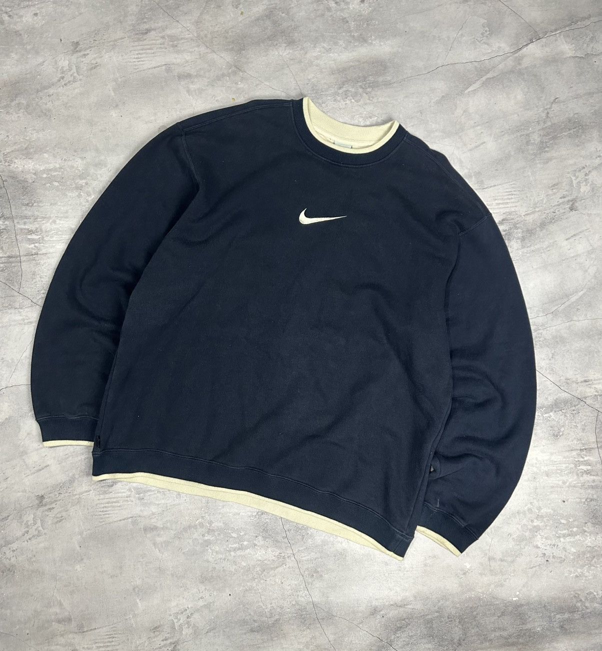 Nike Vintage Y2k Nike Big Swoosh Sweatshirt Size US XL / EU 56 / 4 - 1 Thumbnail