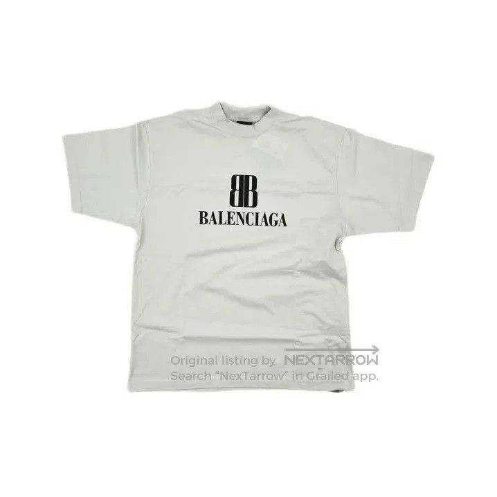 Balenciaga Balenciaga Distressed Round Neck Short Sleeve T. Size US S / EU 44-46 / 1 - 2 Thumbnail