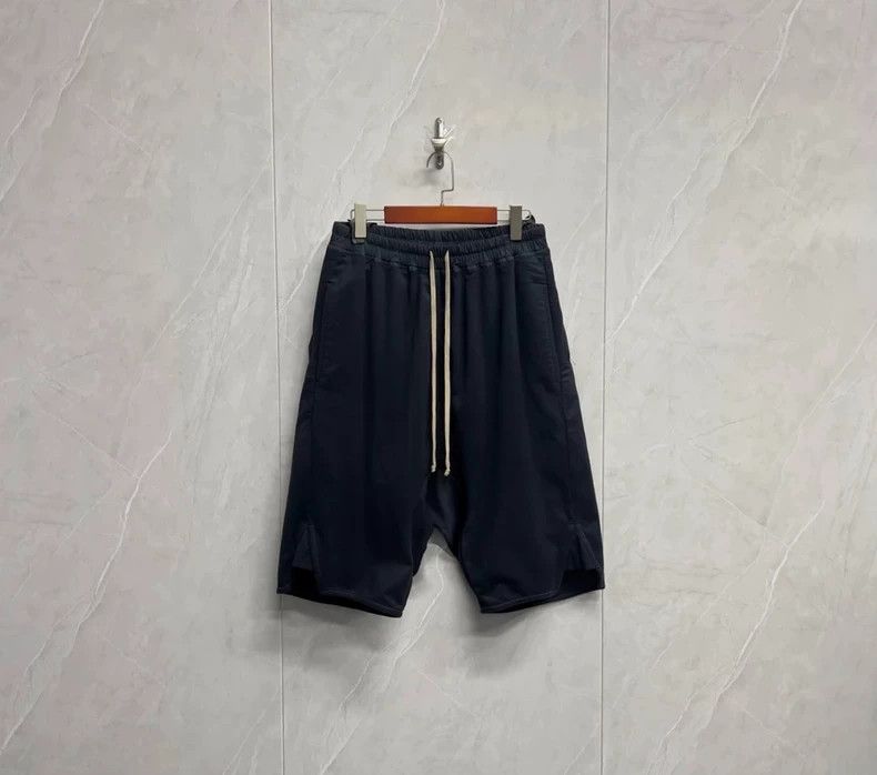 Rick Owens Rick owens High-end cashmere classic casual shorts 2506-Nex Size US 38 / EU 54 - 1 Thumbnail